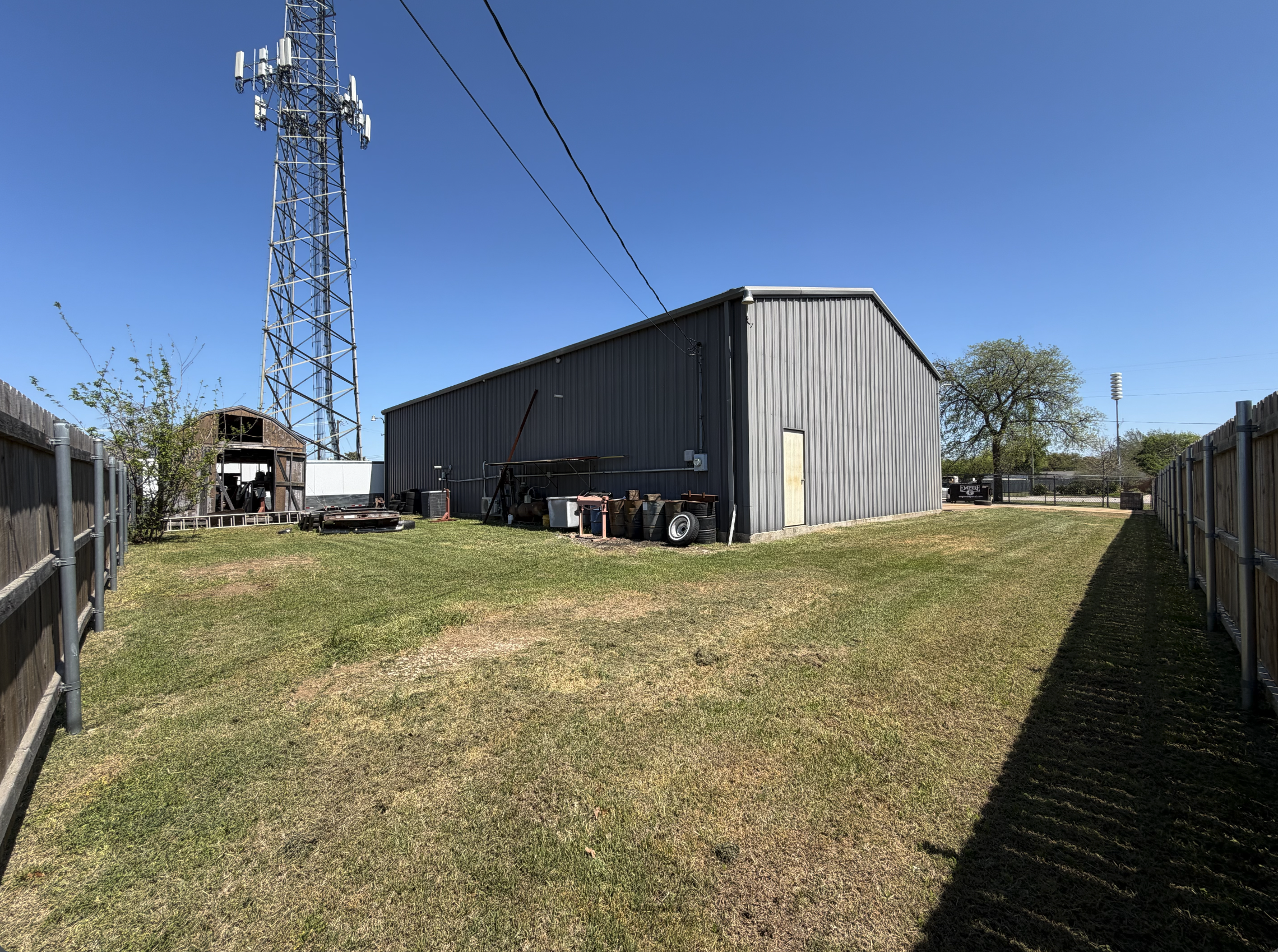 Industrial in Crowley 4