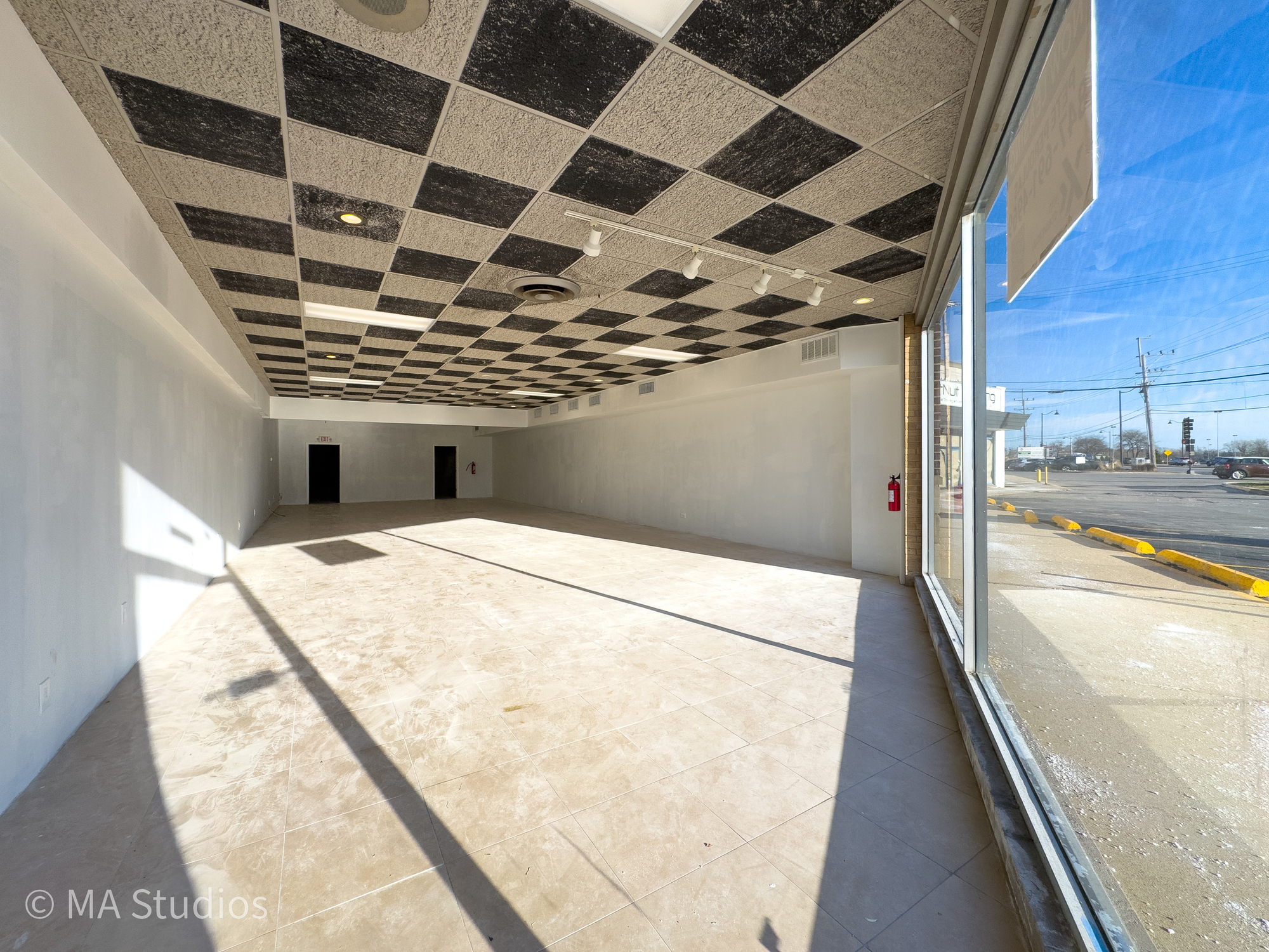 Retail in Niles 3
