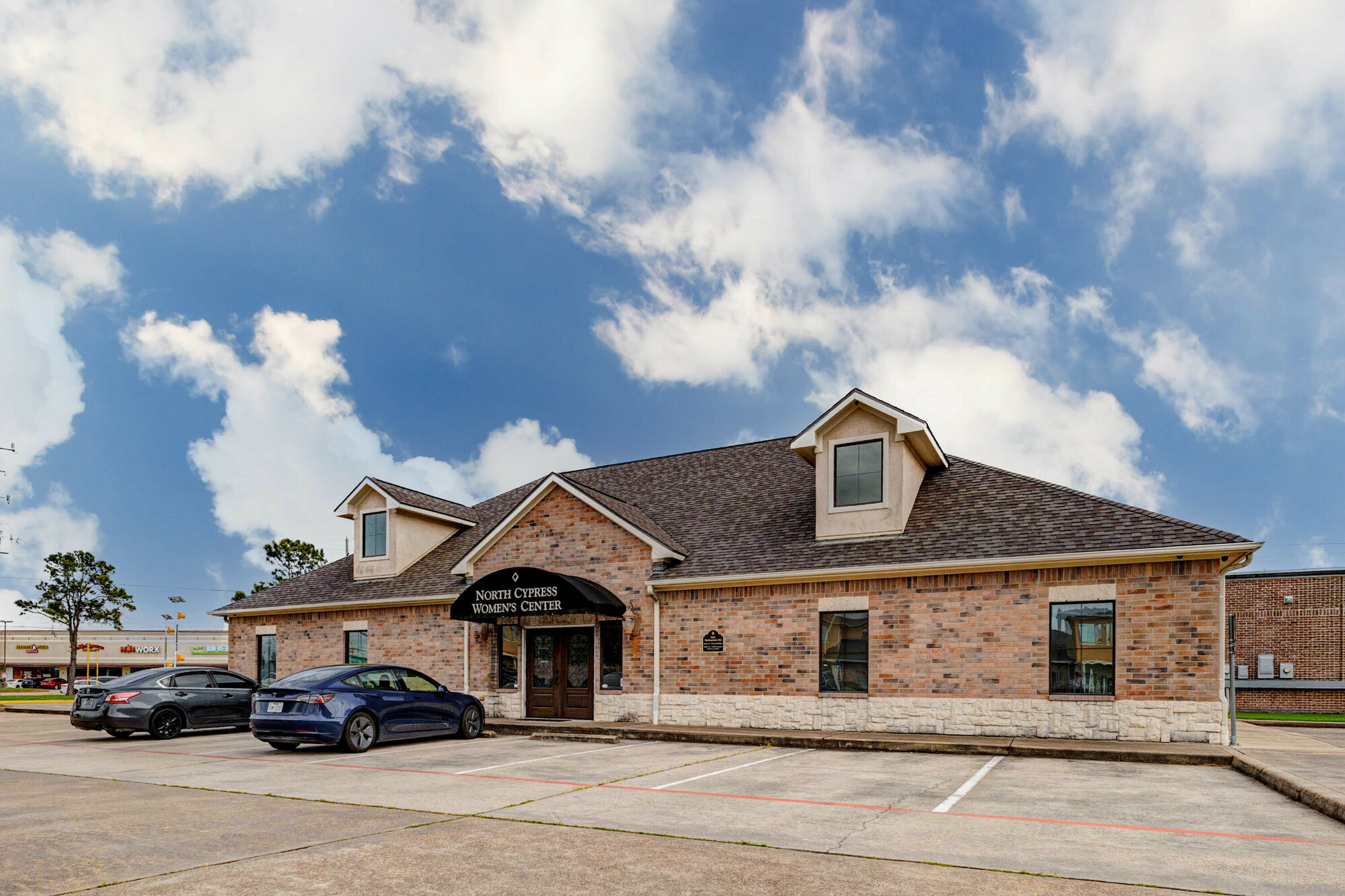 Fully Built-Out Medical Office for Lease | 9533 Huffmeister Rd, Houston, TX