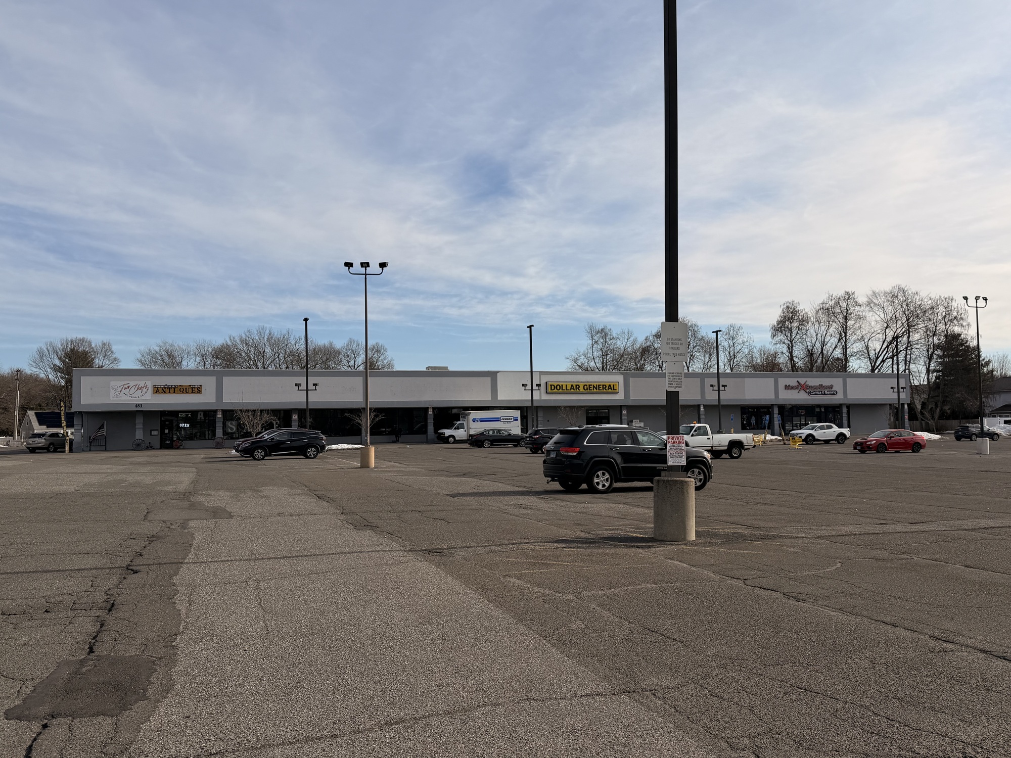 Junior Anchor Opportunity | 5,000 – 10,000 SF Flexible Retail Space, With optional 7,000 sqft of basement warehouse space available. 3
