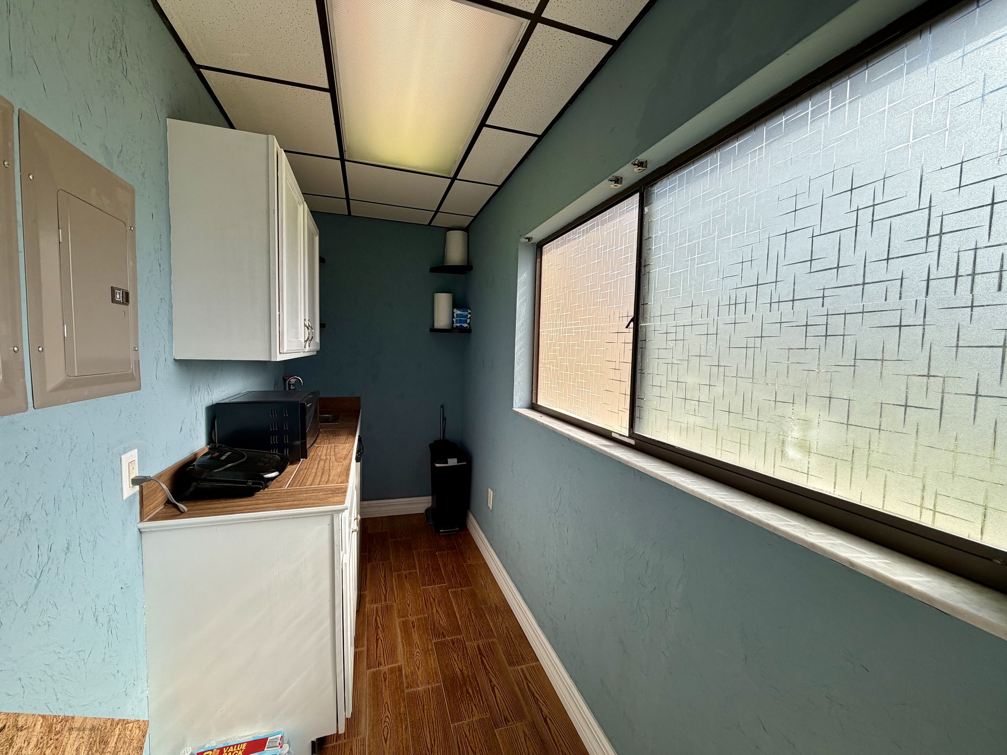 6404 Manatee Ave W, Ste. U - photo 8 of 10