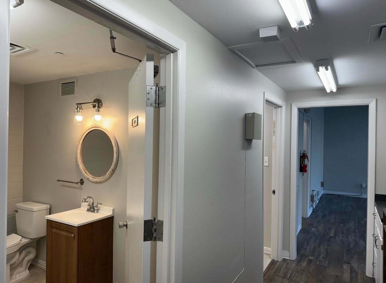 Office in Kaufman 5