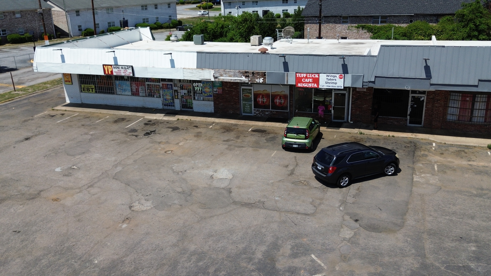 Williamsburg Plaza 5