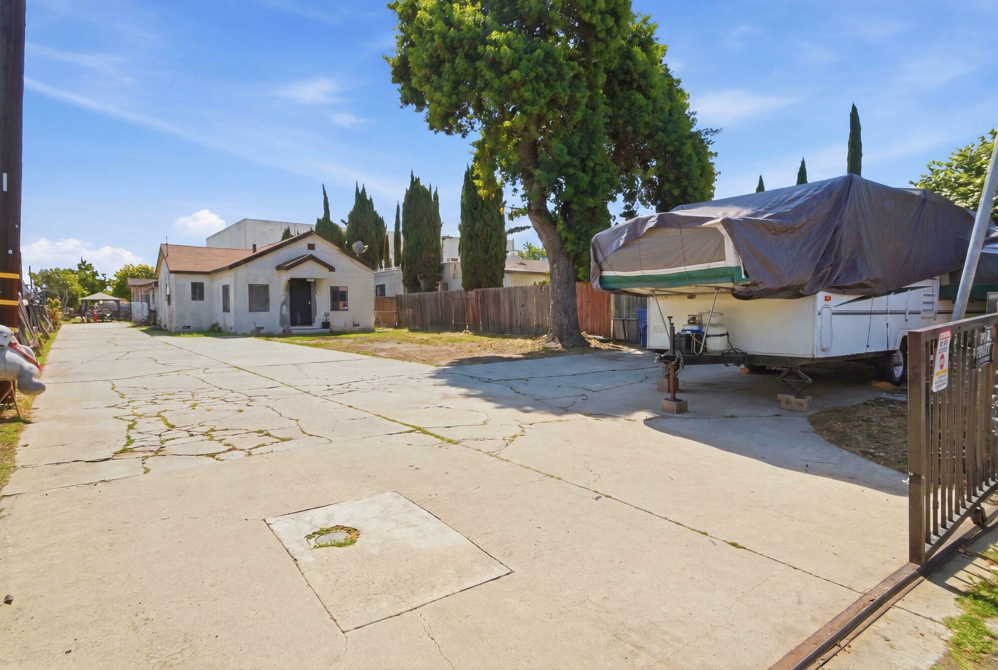 958 W 222nd St thumbnail 9