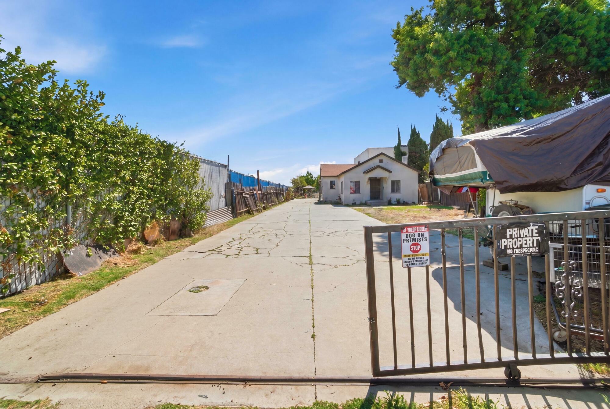 958 W 222nd St thumbnail 11
