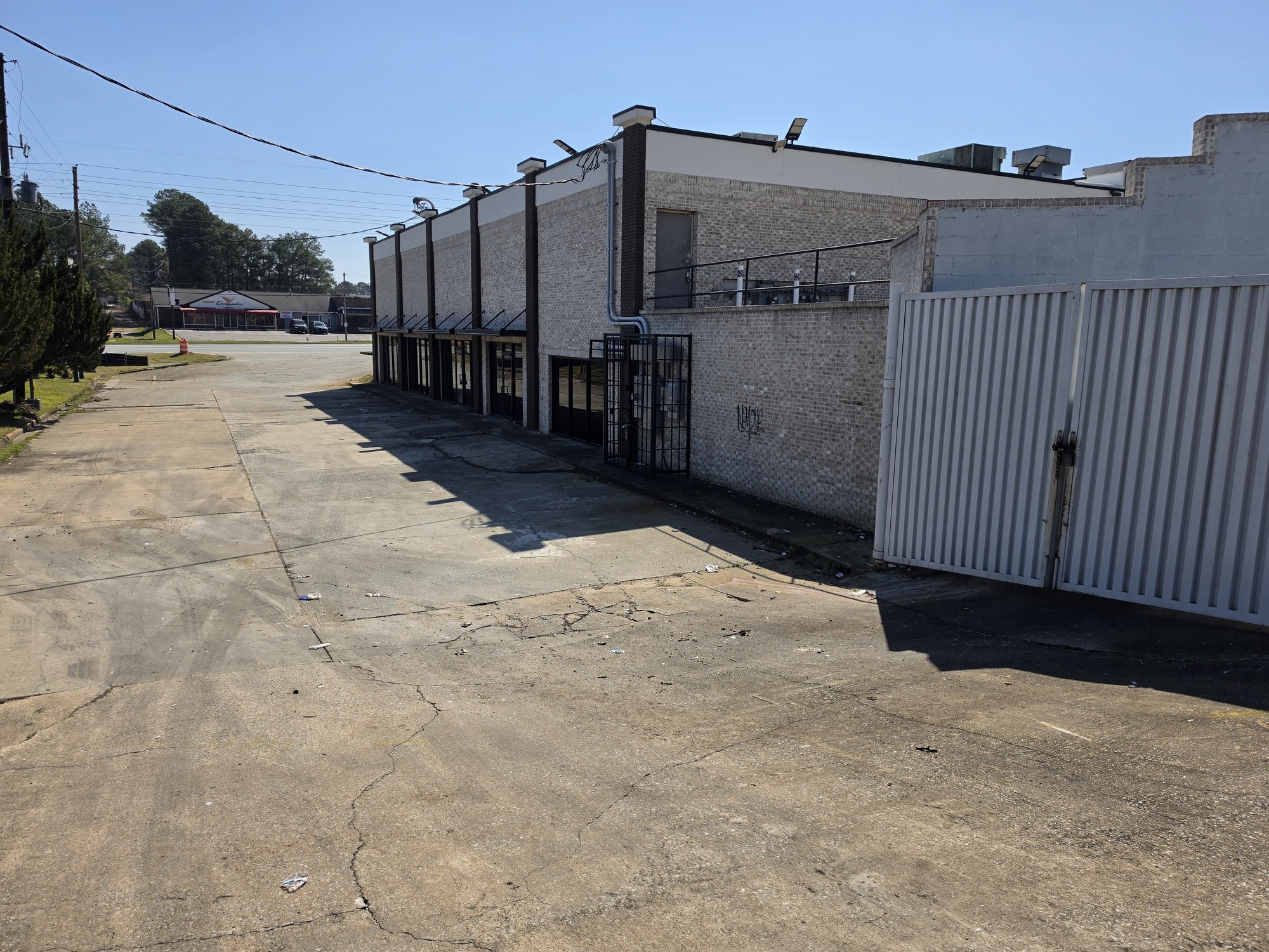25000VPD Retail Space Available 5
