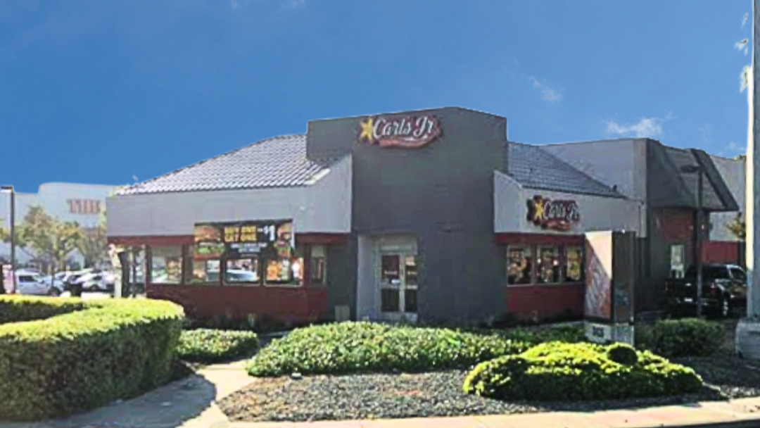 QSR NNN Sublease w/Drive-thru | Former Carl’s Jr | High-Traffic Corner | Santa Clara, CA