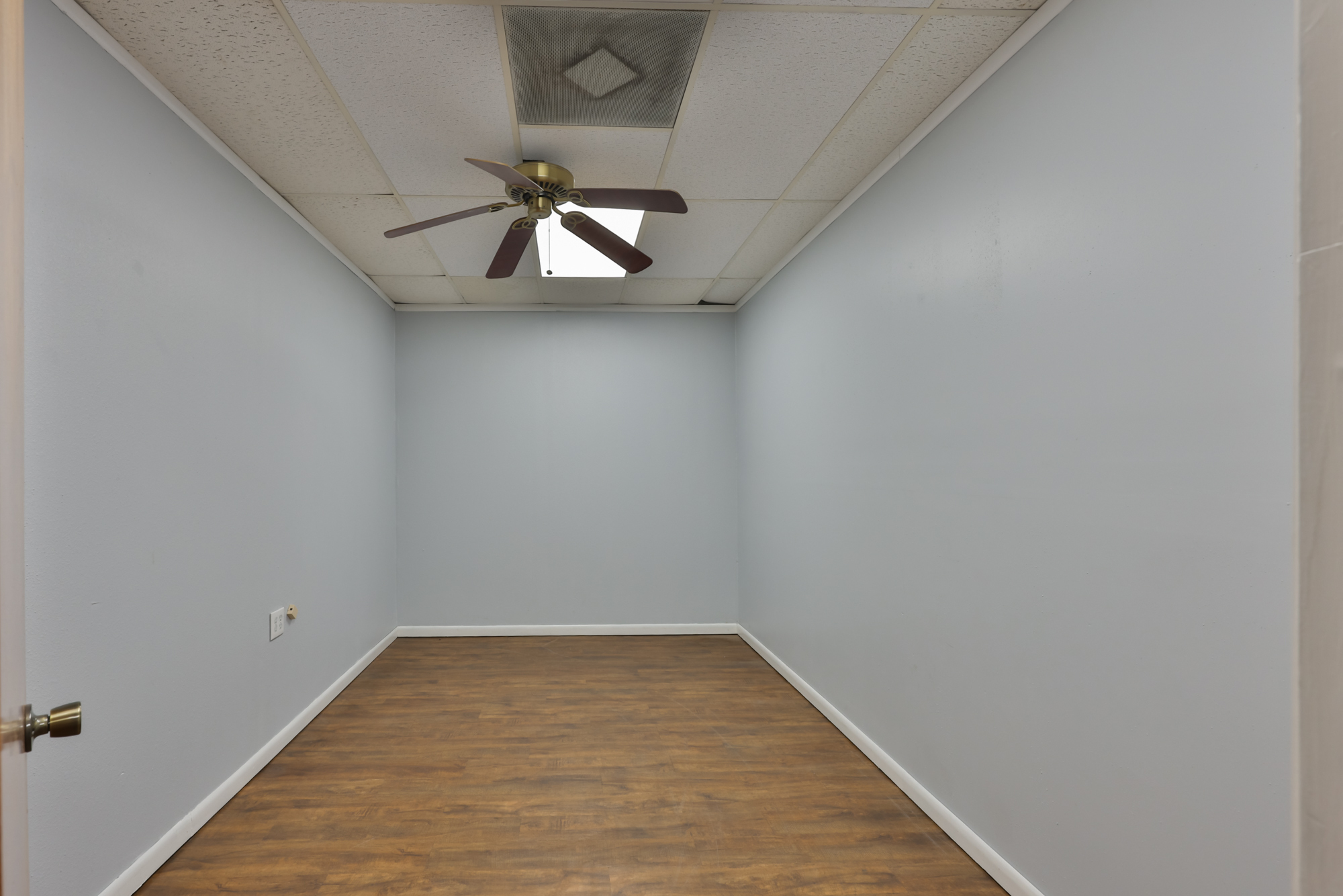 St Petersburg, Florida, 33713, United States, ,2 BathroomsBathrooms,Commercial,Active,2044476