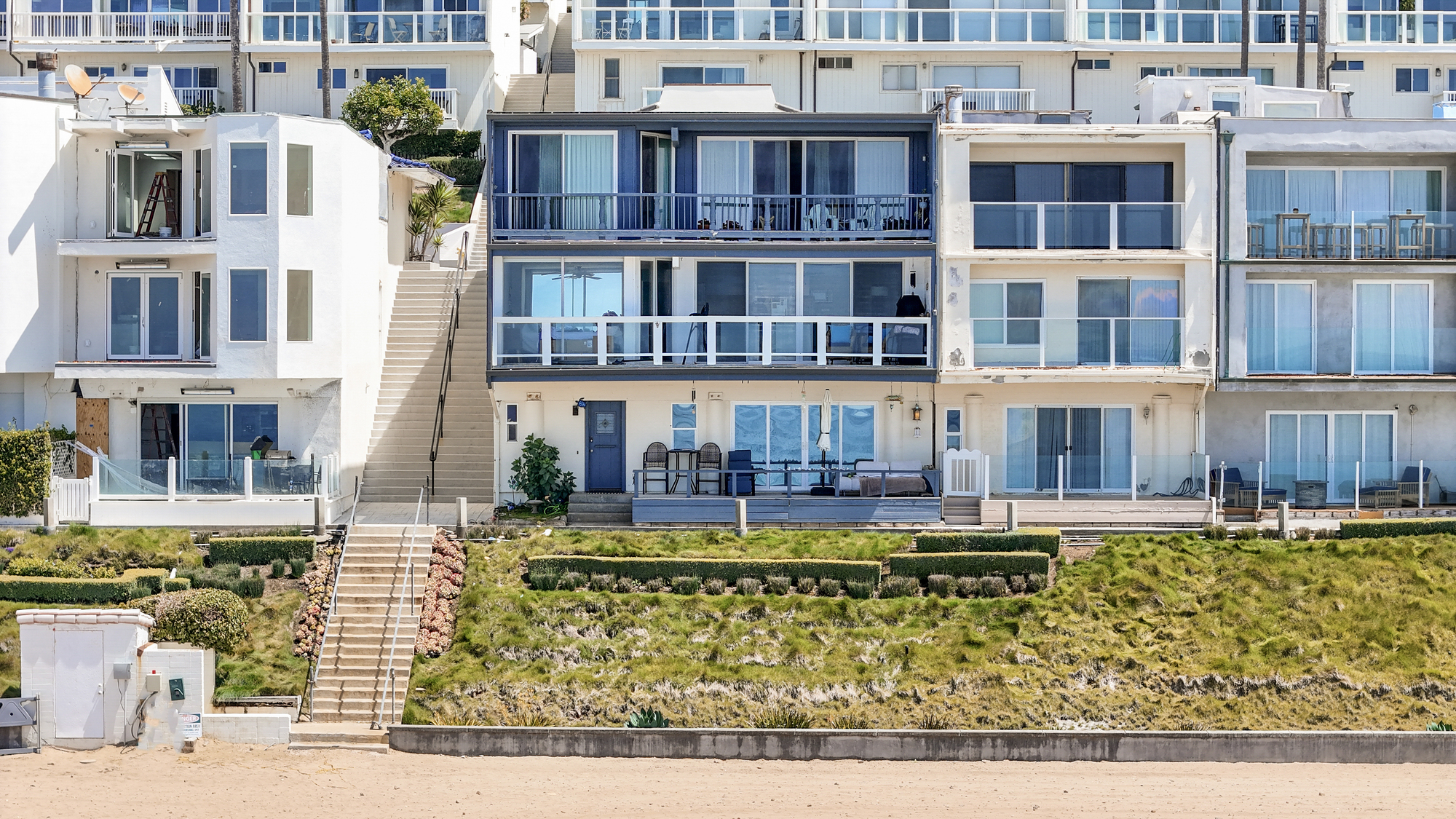 11914 Beach Club Way thumbnail 3