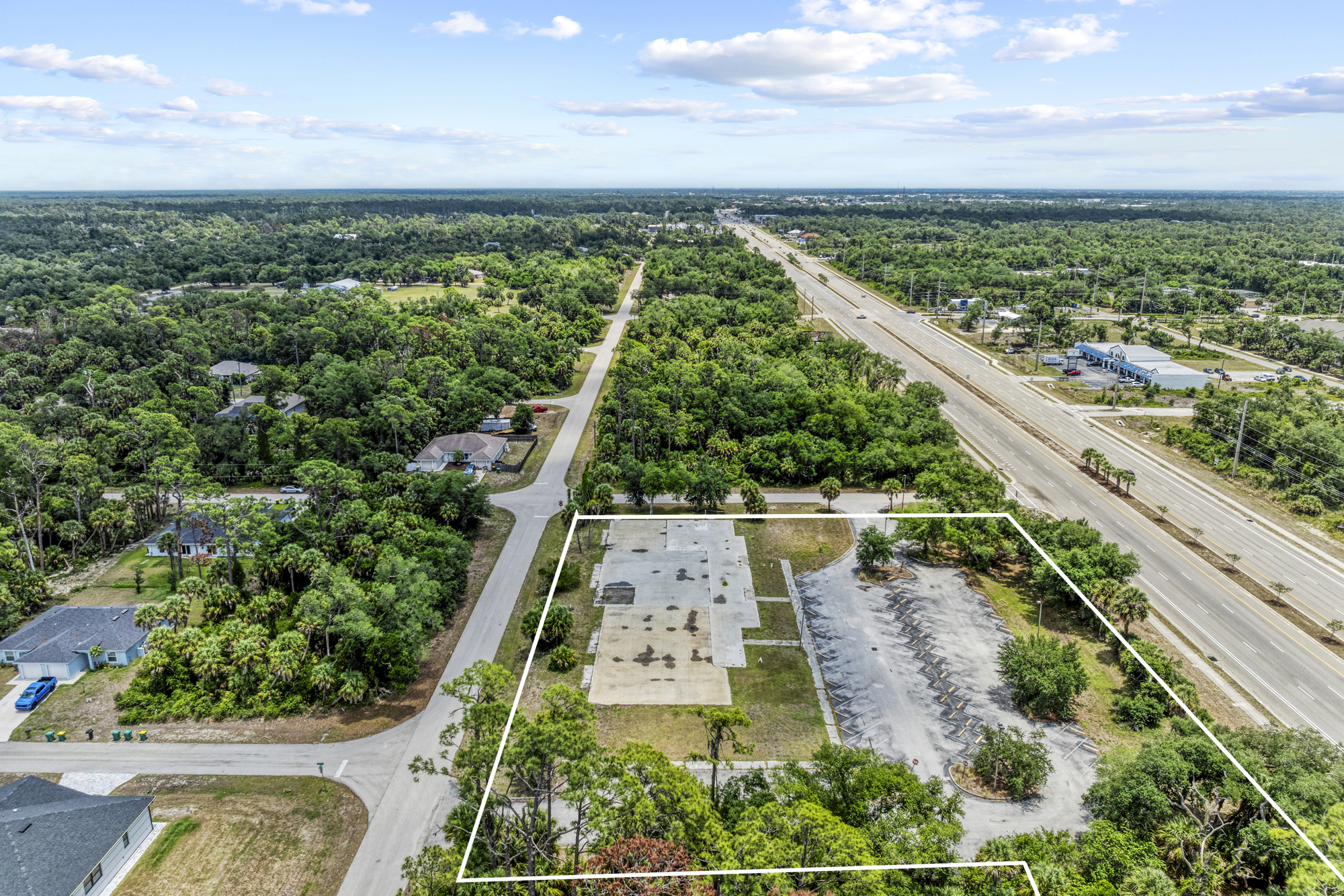 640 South Tamiami Trail - photo 5 of 9