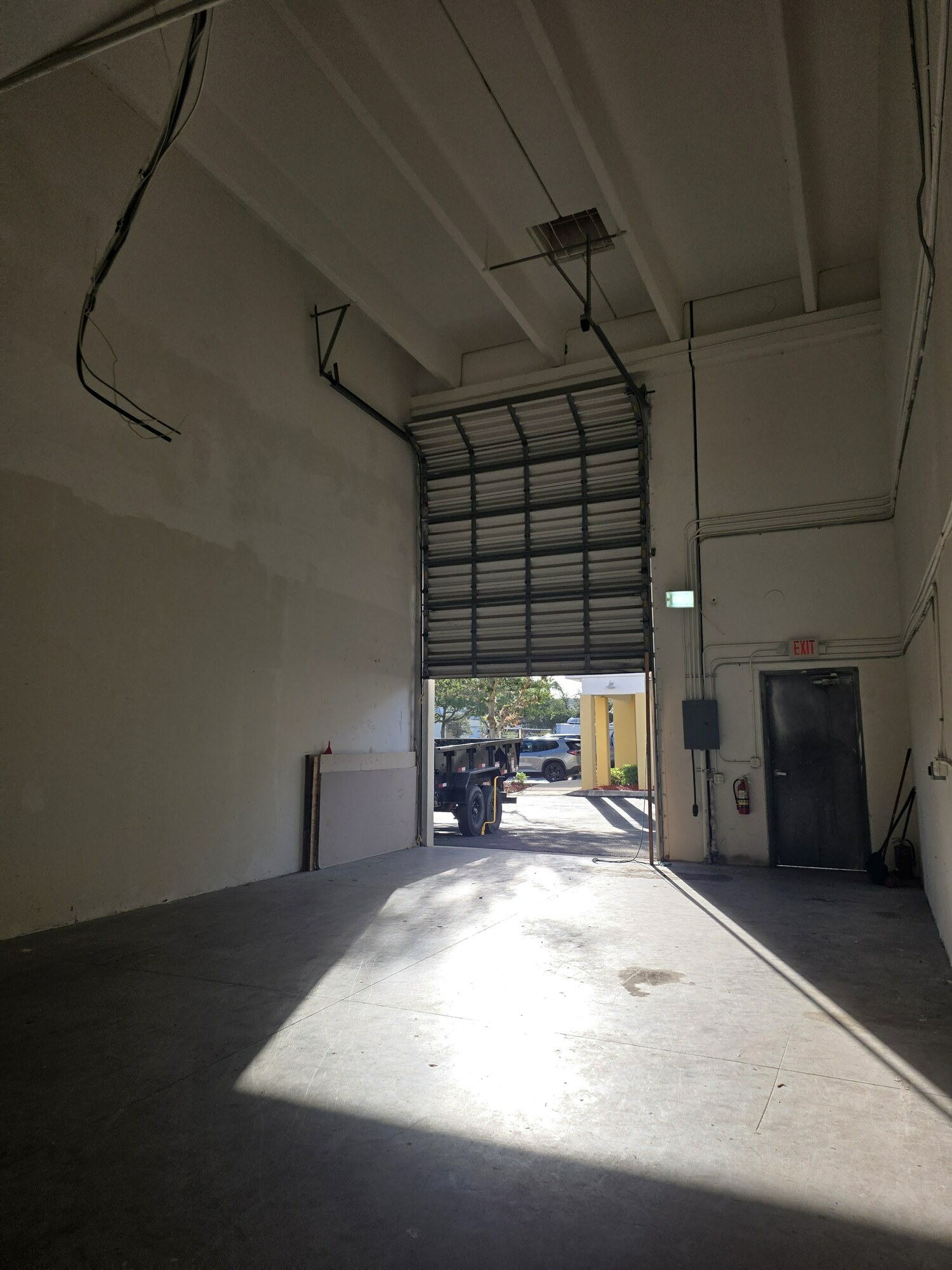 Contractor's Business Park: 1800sf Flex Condo for Sale or Lease 3