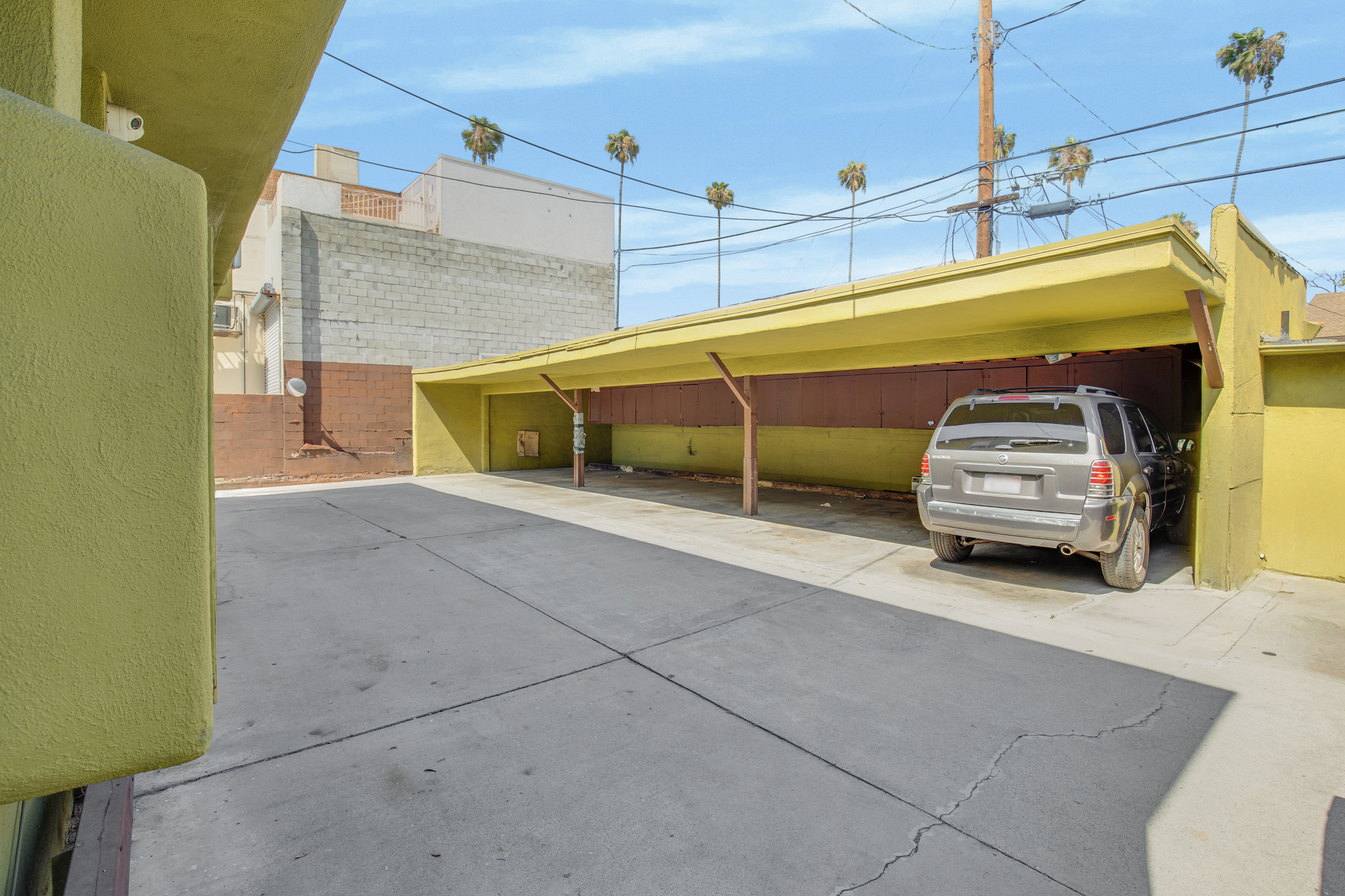 1646 N Harvard Blvd thumbnail 20