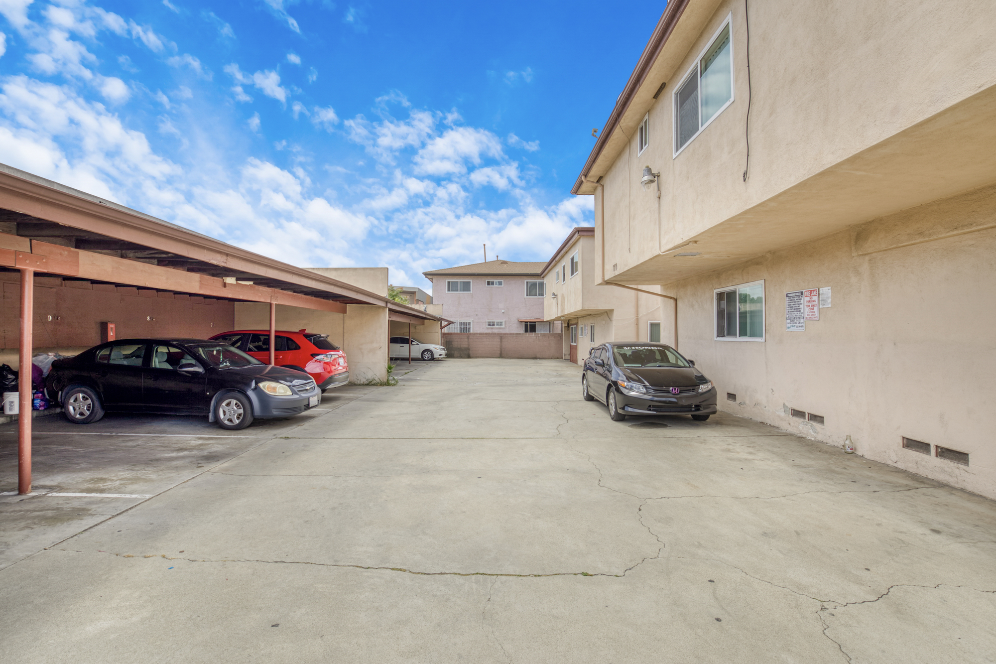 4928 Lennox Blvd thumbnail 11