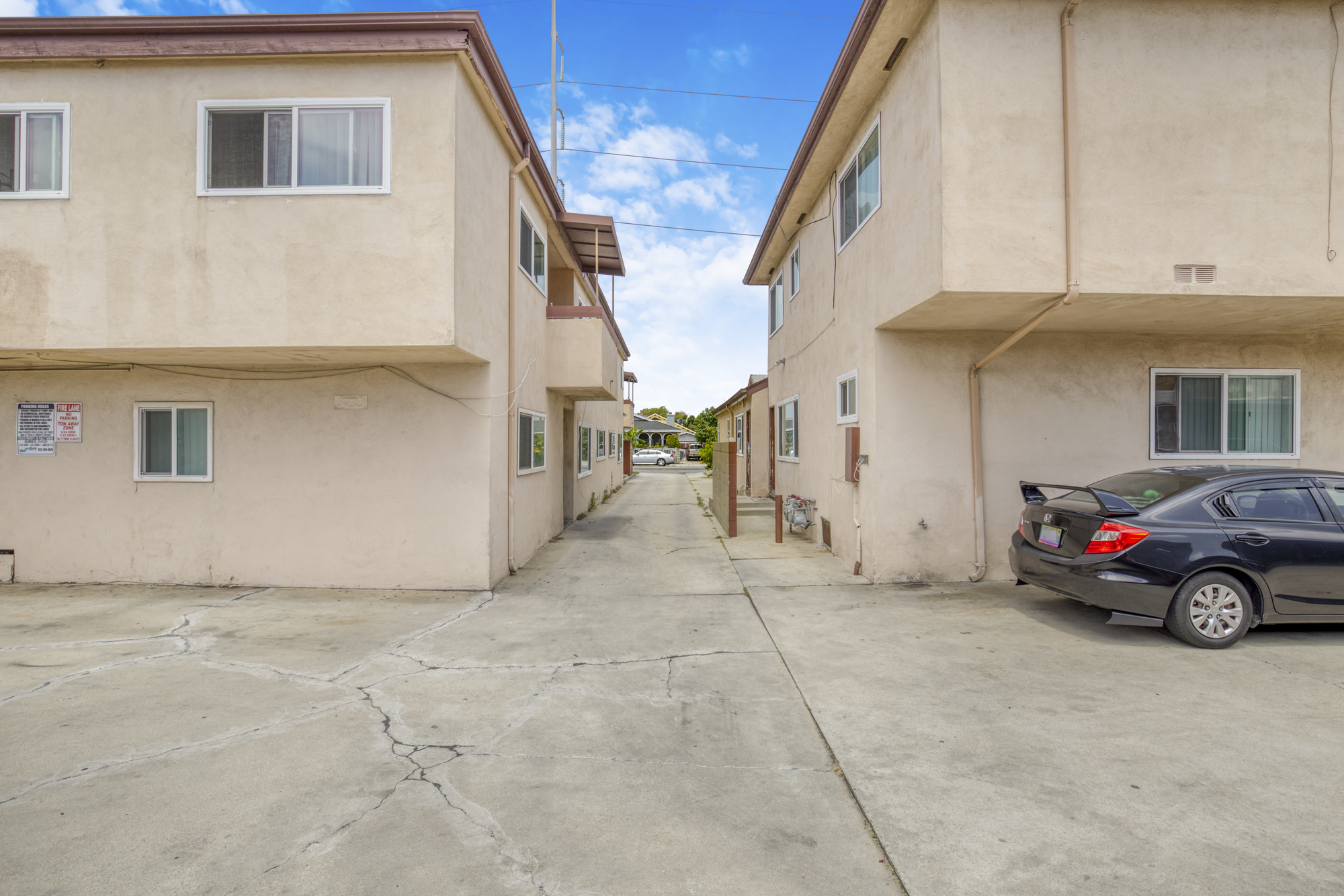 4928 Lennox Blvd thumbnail 14