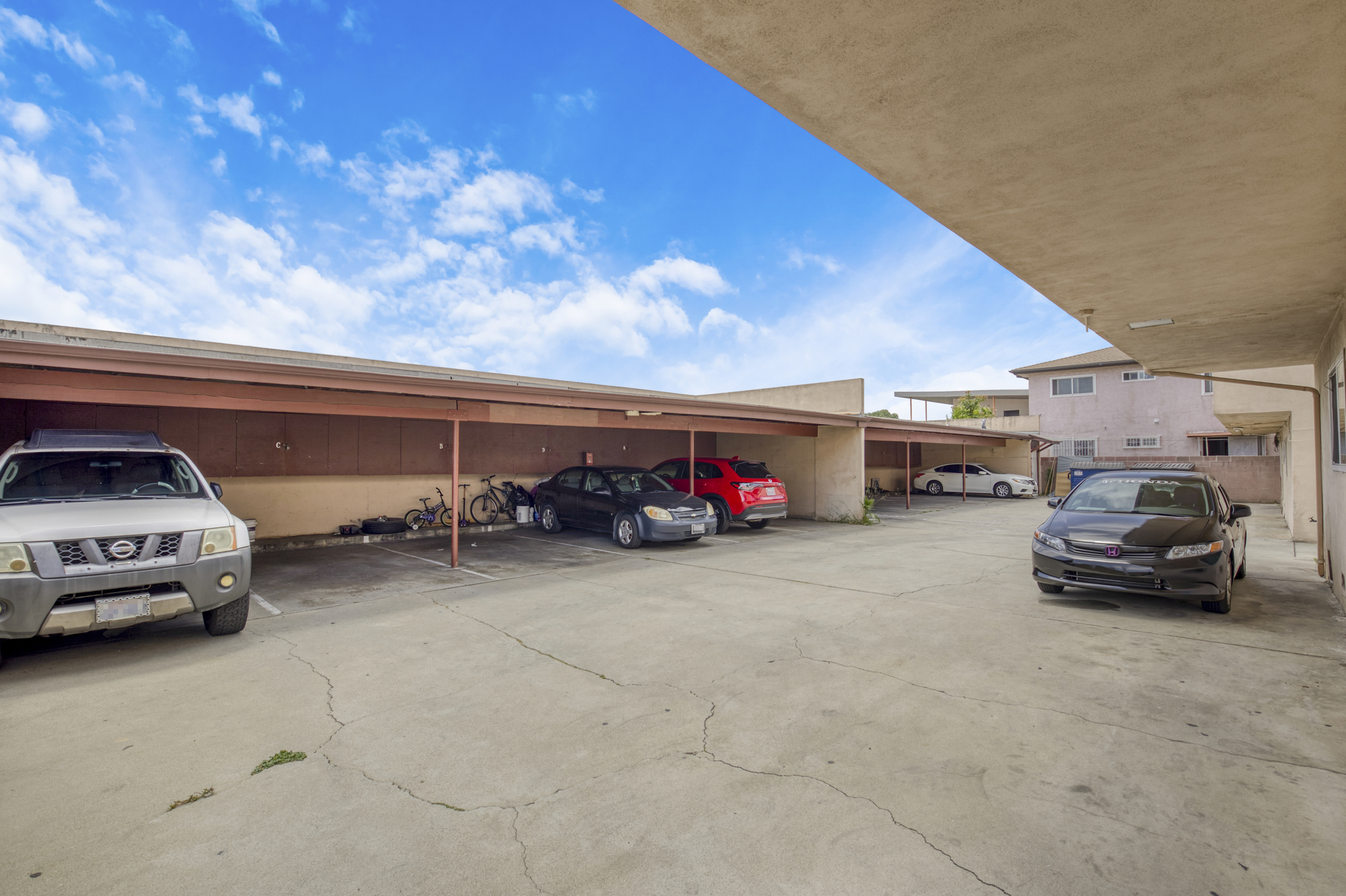 4928 Lennox Blvd thumbnail 27