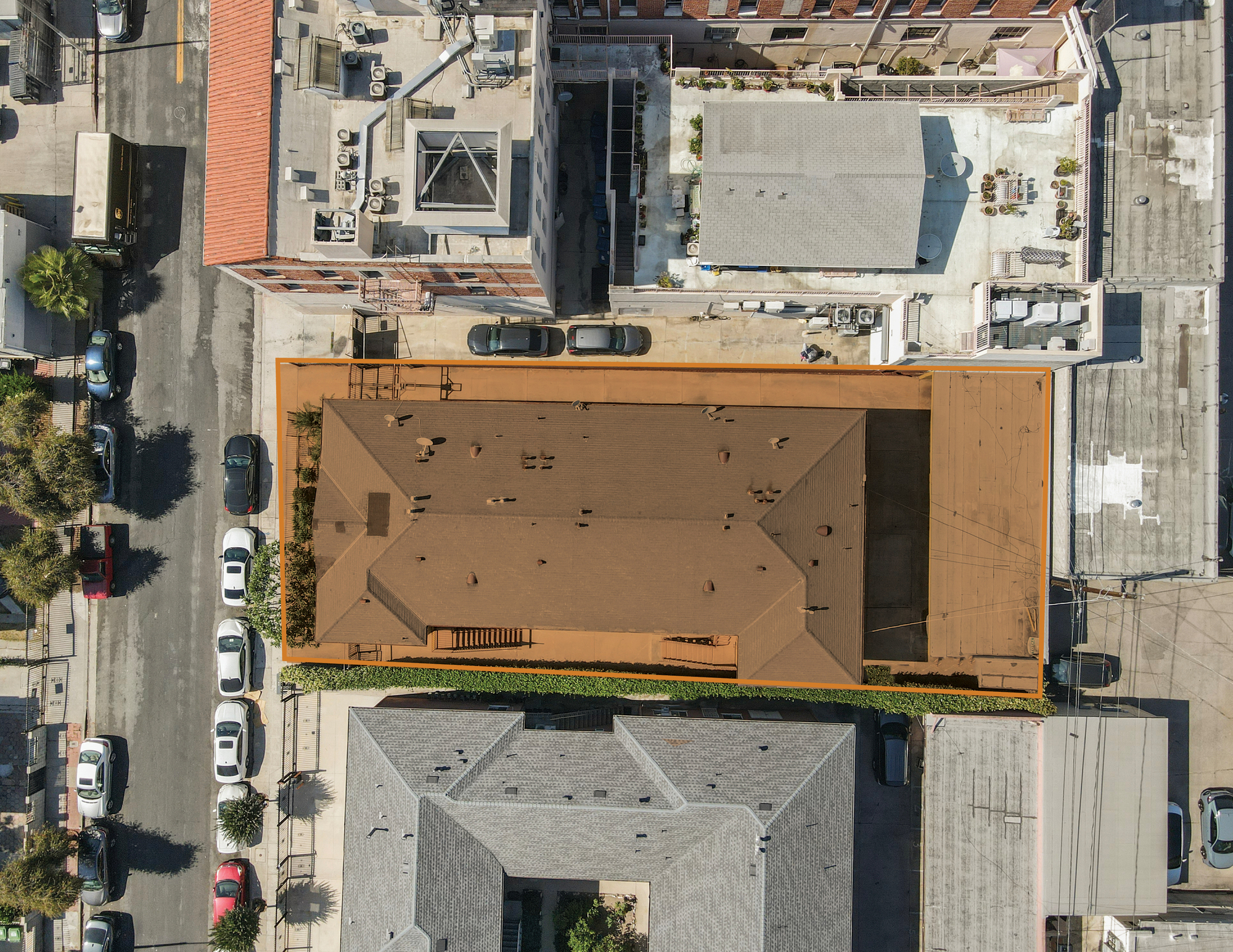1646 N Harvard Blvd thumbnail 31