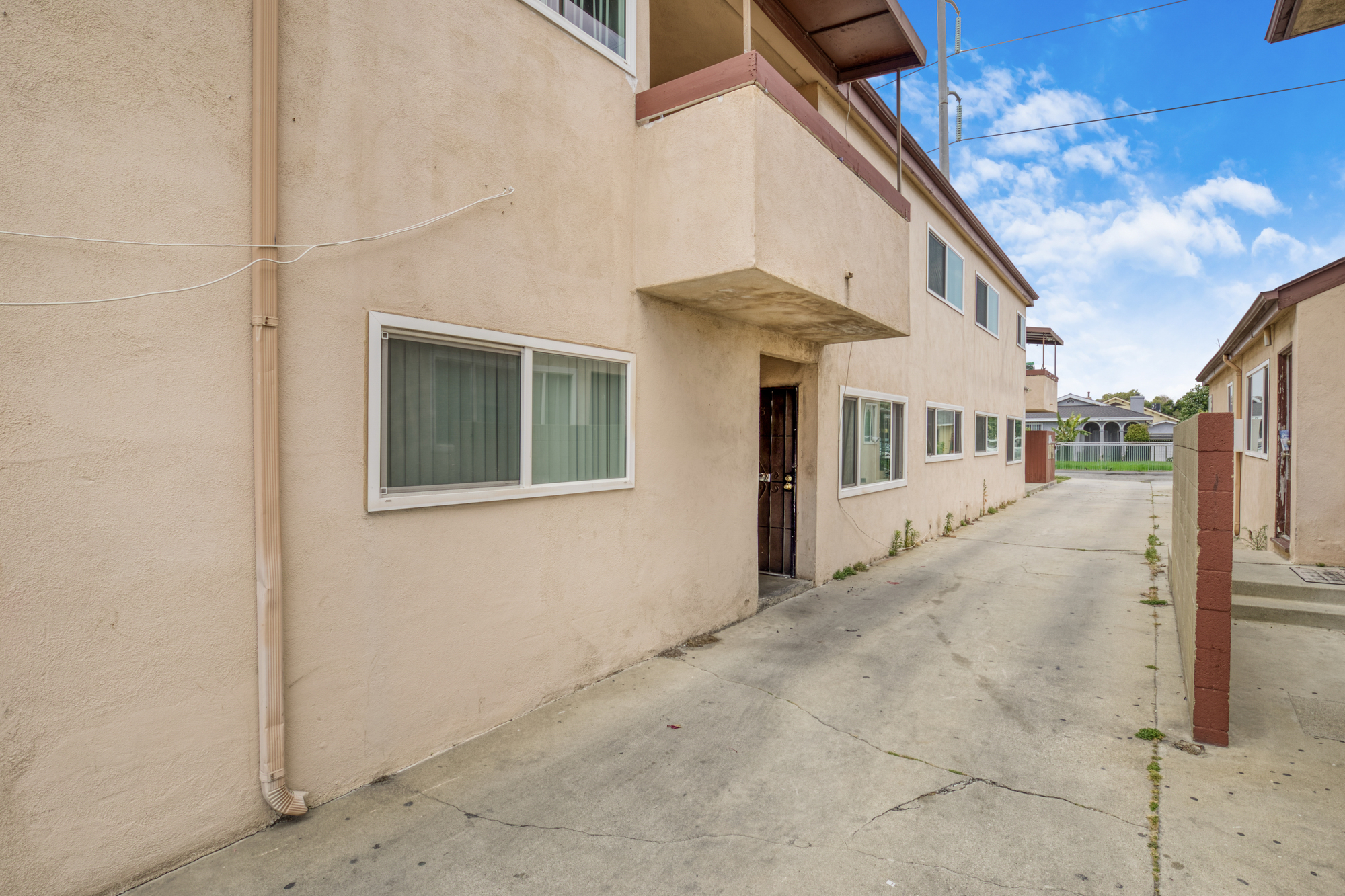 4932 Lennox Blvd thumbnail 27