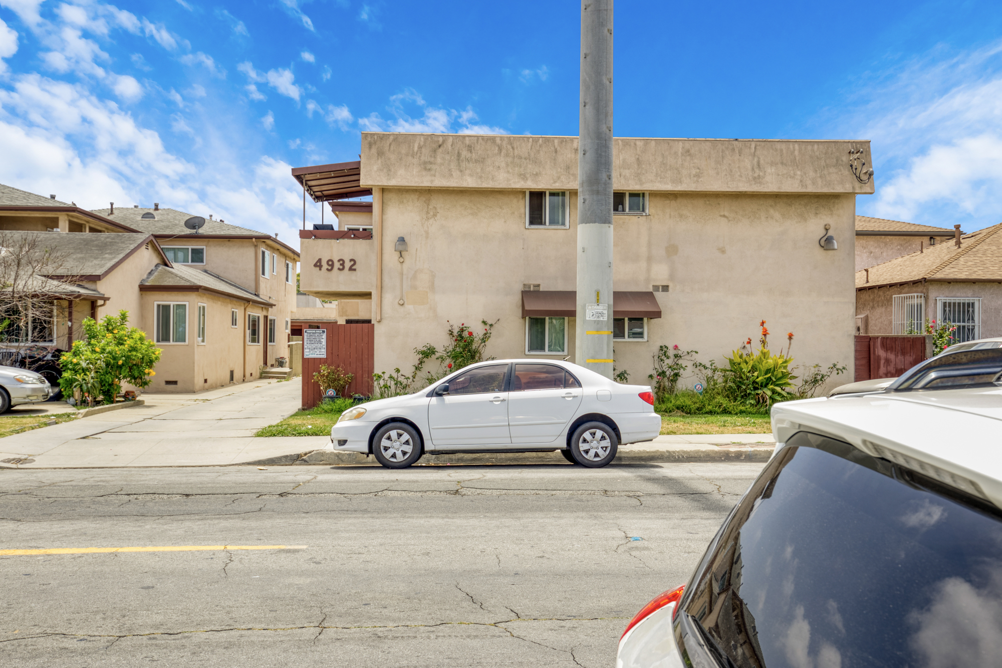 4932 Lennox Blvd thumbnail 28