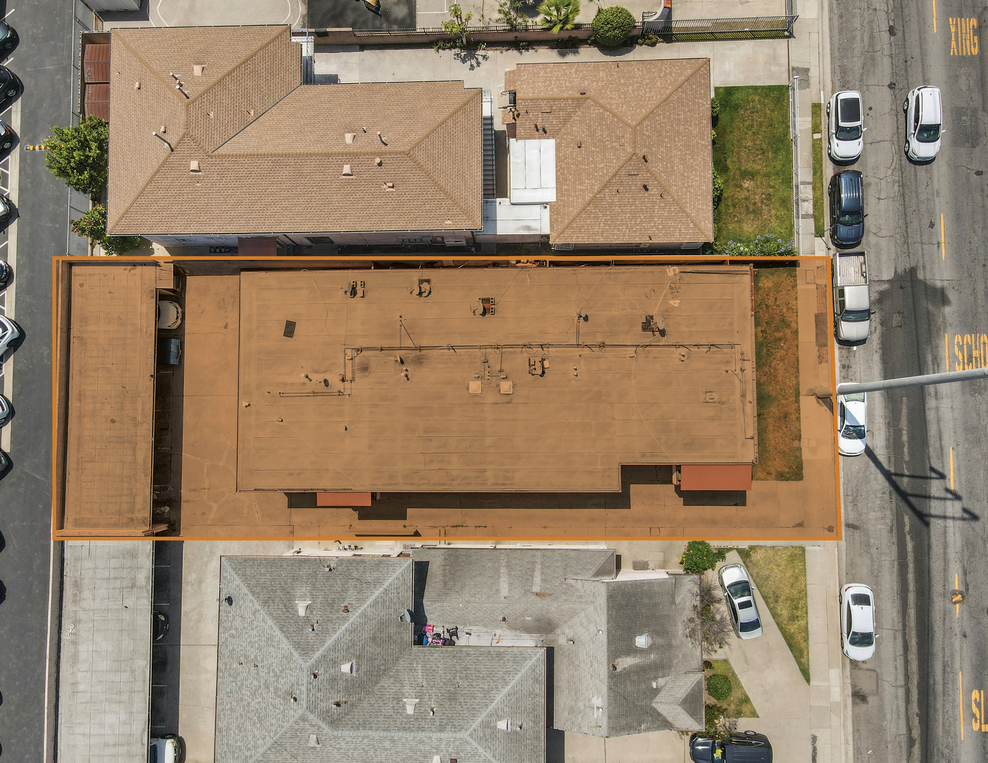 4932 Lennox Blvd thumbnail 44