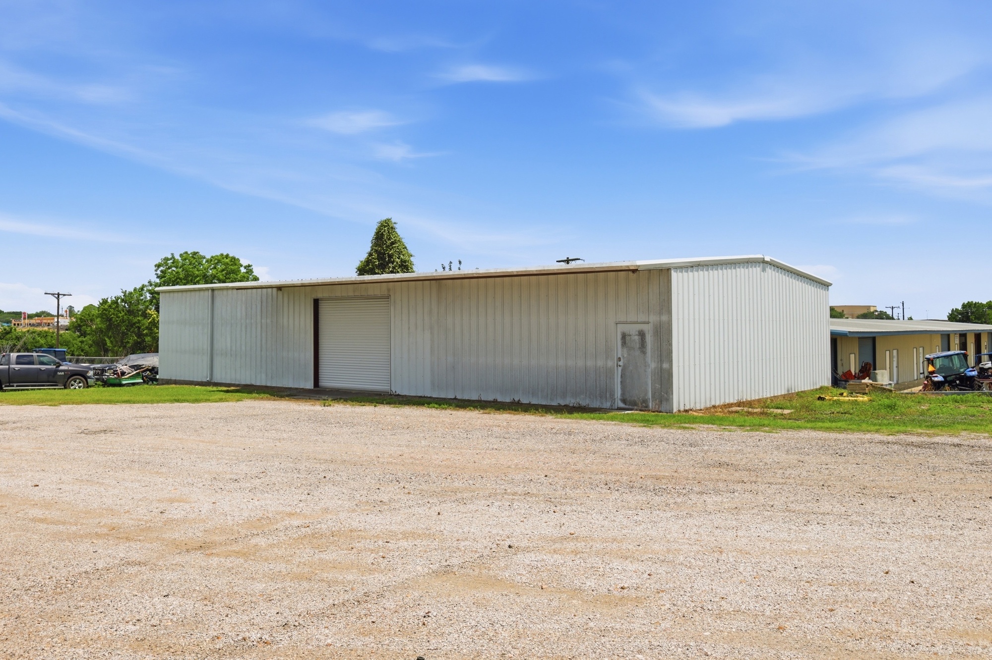 Prime Turnkey Commercial Space | 16' Eaves | 3-Phase Power | Move-In Ready 5