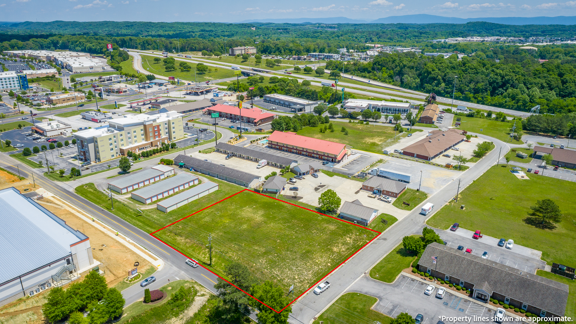 Ground Lease for 0.8 Acres off Paul Huff Parkway