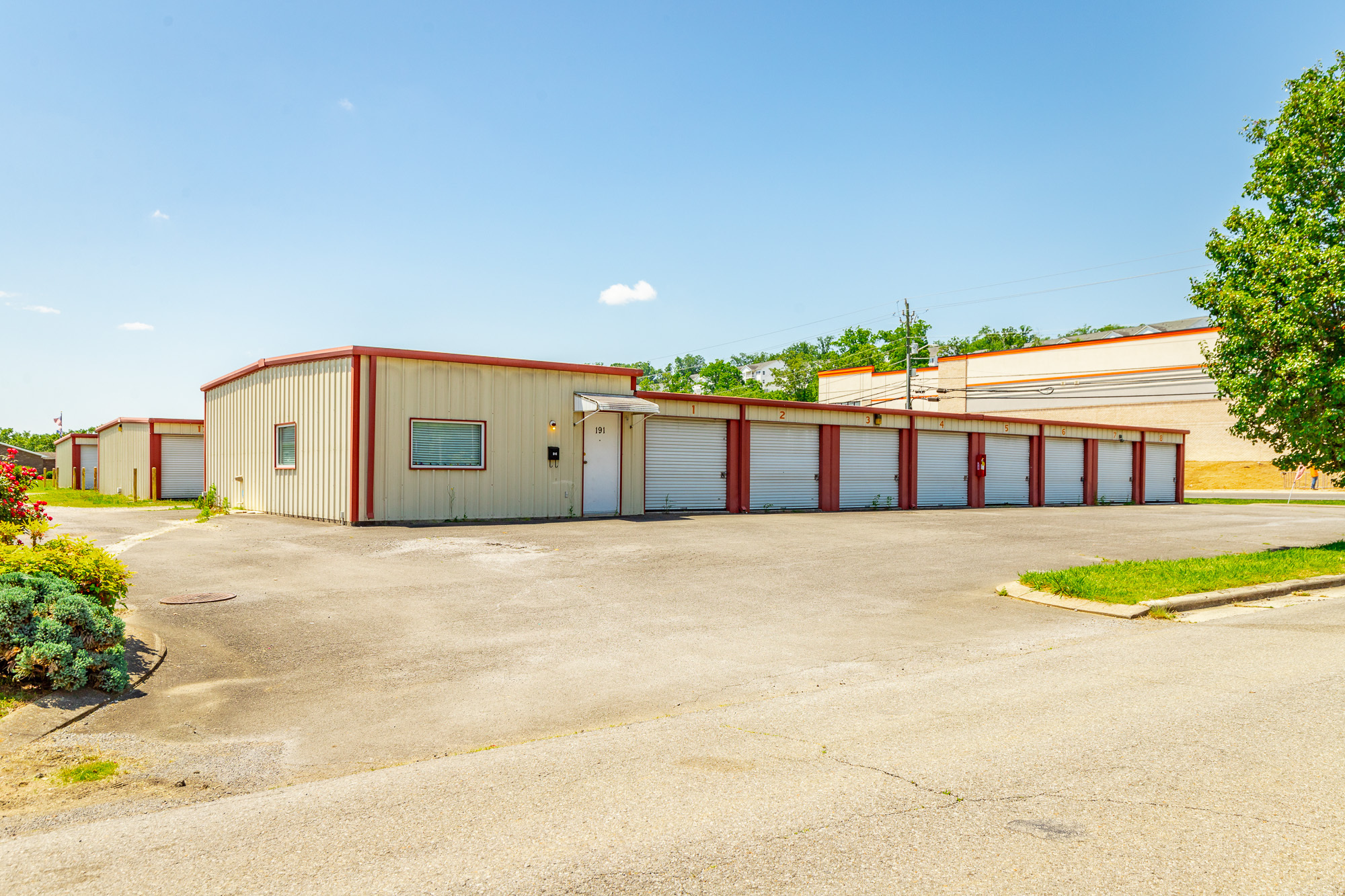 Flex Warehouse Storage Garage 3
