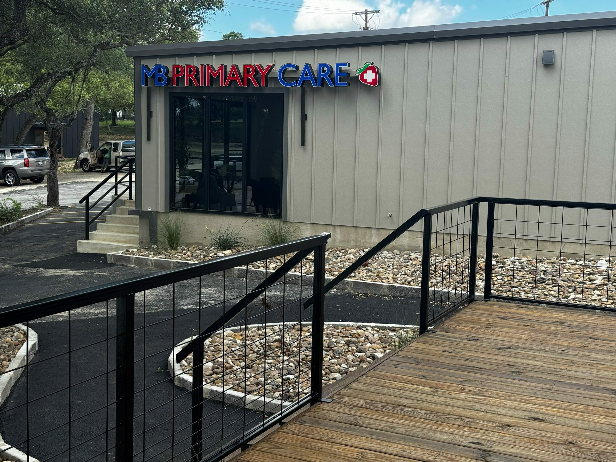 111 Plaza | Medical & Professional Office | HWY 281 Frontage | Bulverde, TX