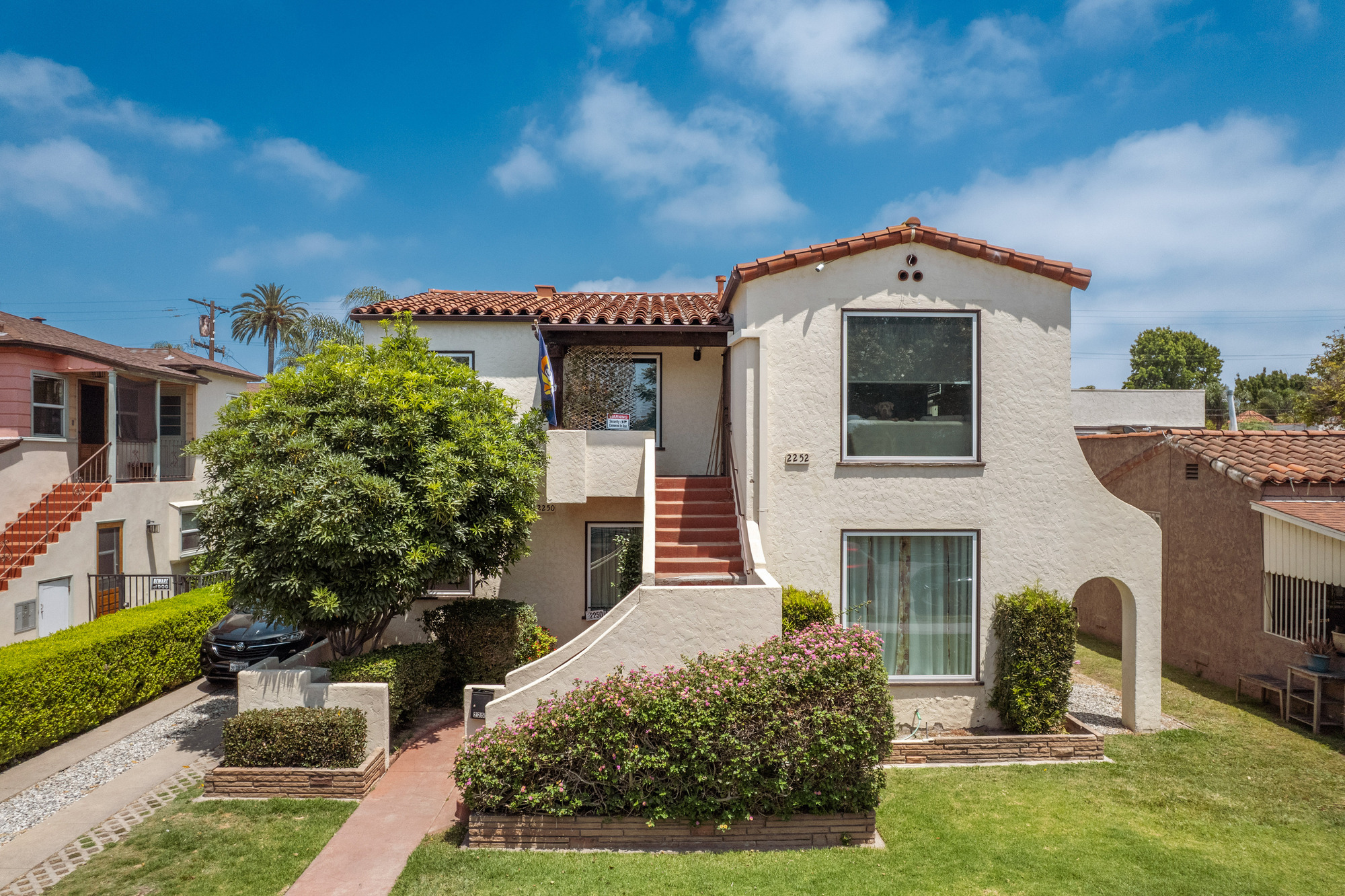 2250 Magnolia Ave thumbnail 2