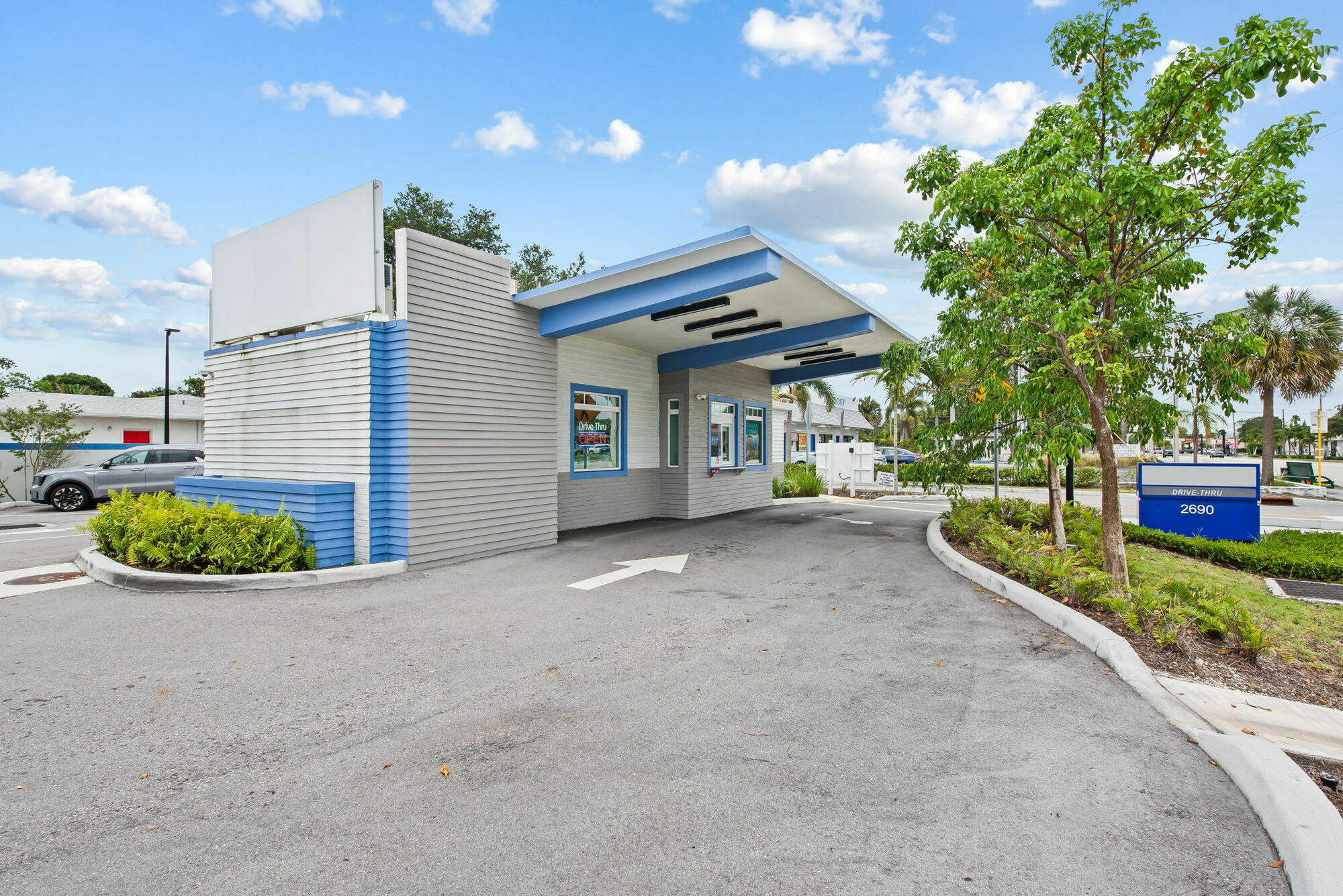 Newly Built Drive-Thru Property — photo 2