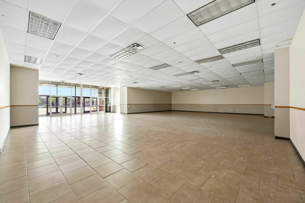 Eastgate Plaza | 1430-1524 Northwest Hwy, Garland, TX 4