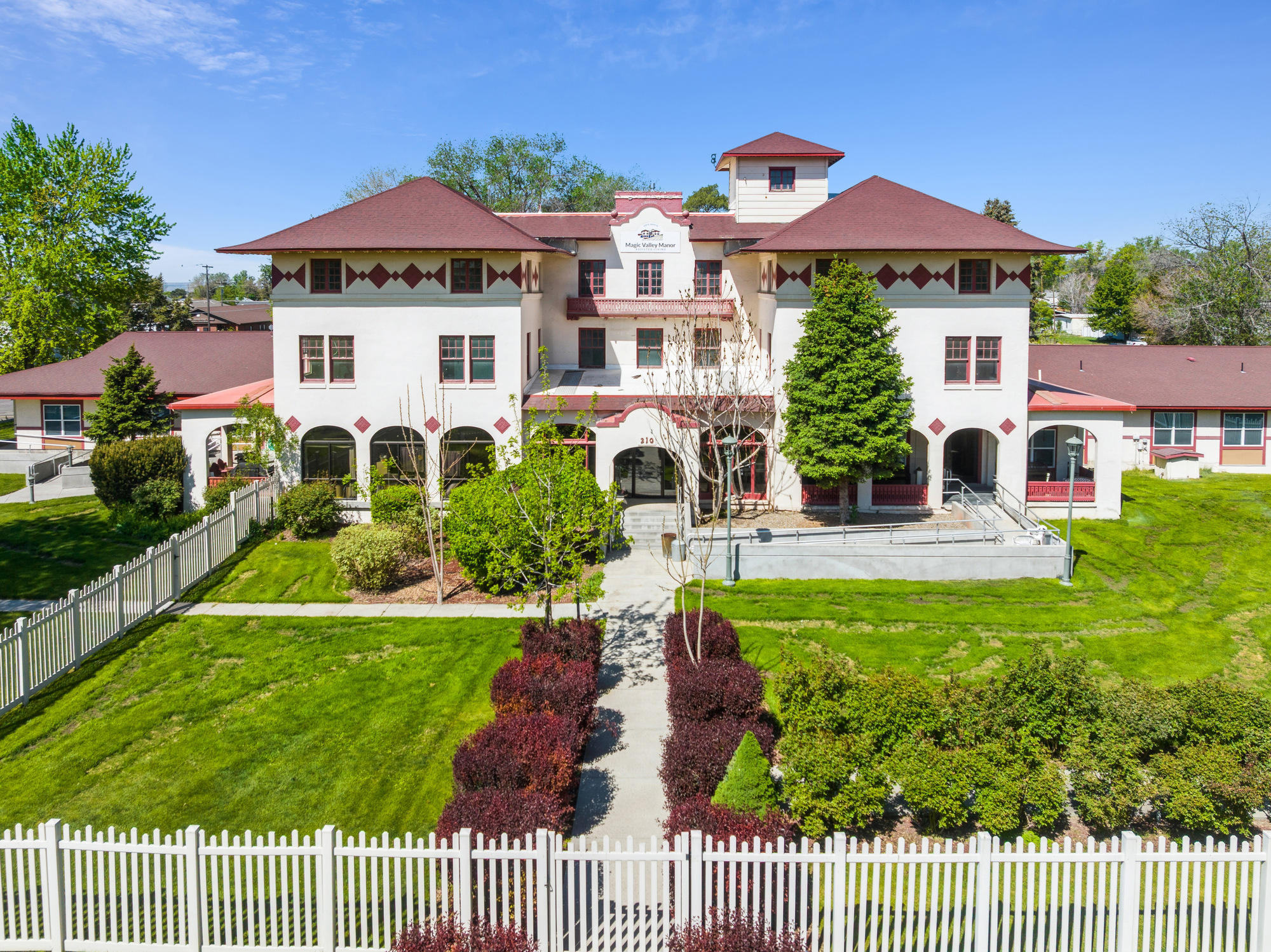 26 Bed | Behavioral Health ALF | Business + Real Estate