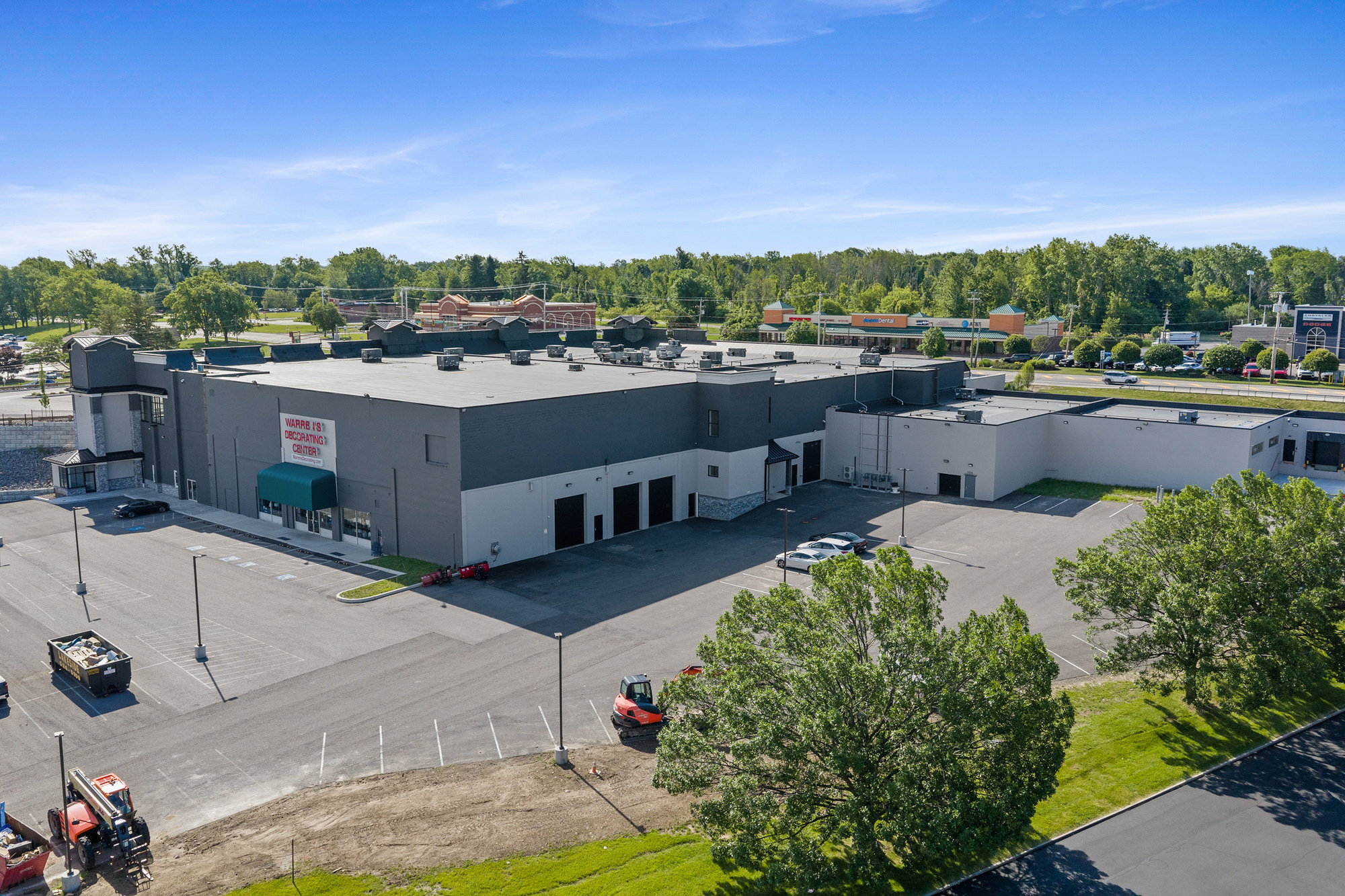 Dominant Webster Retail Location 4