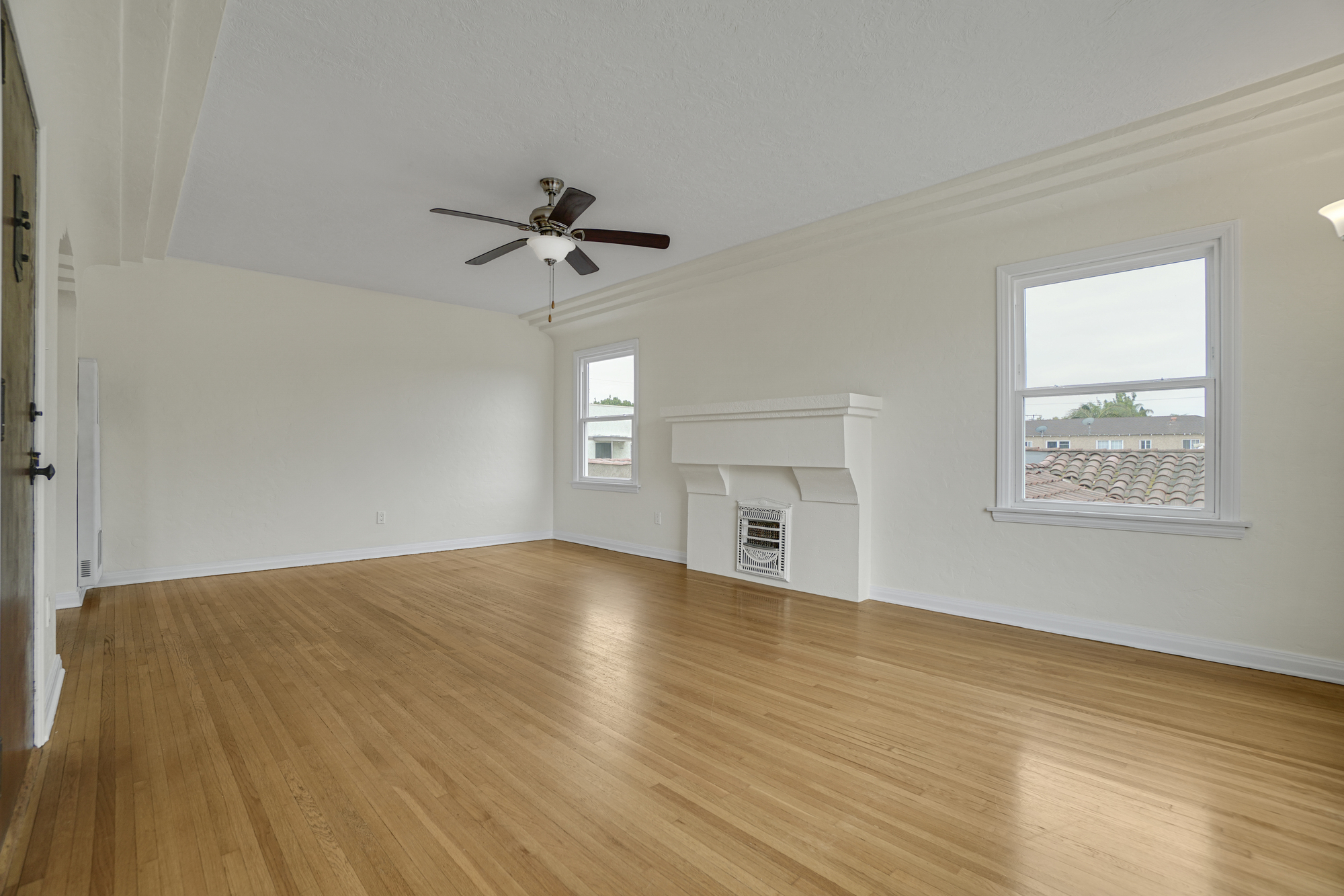 2250 Magnolia Ave thumbnail 6