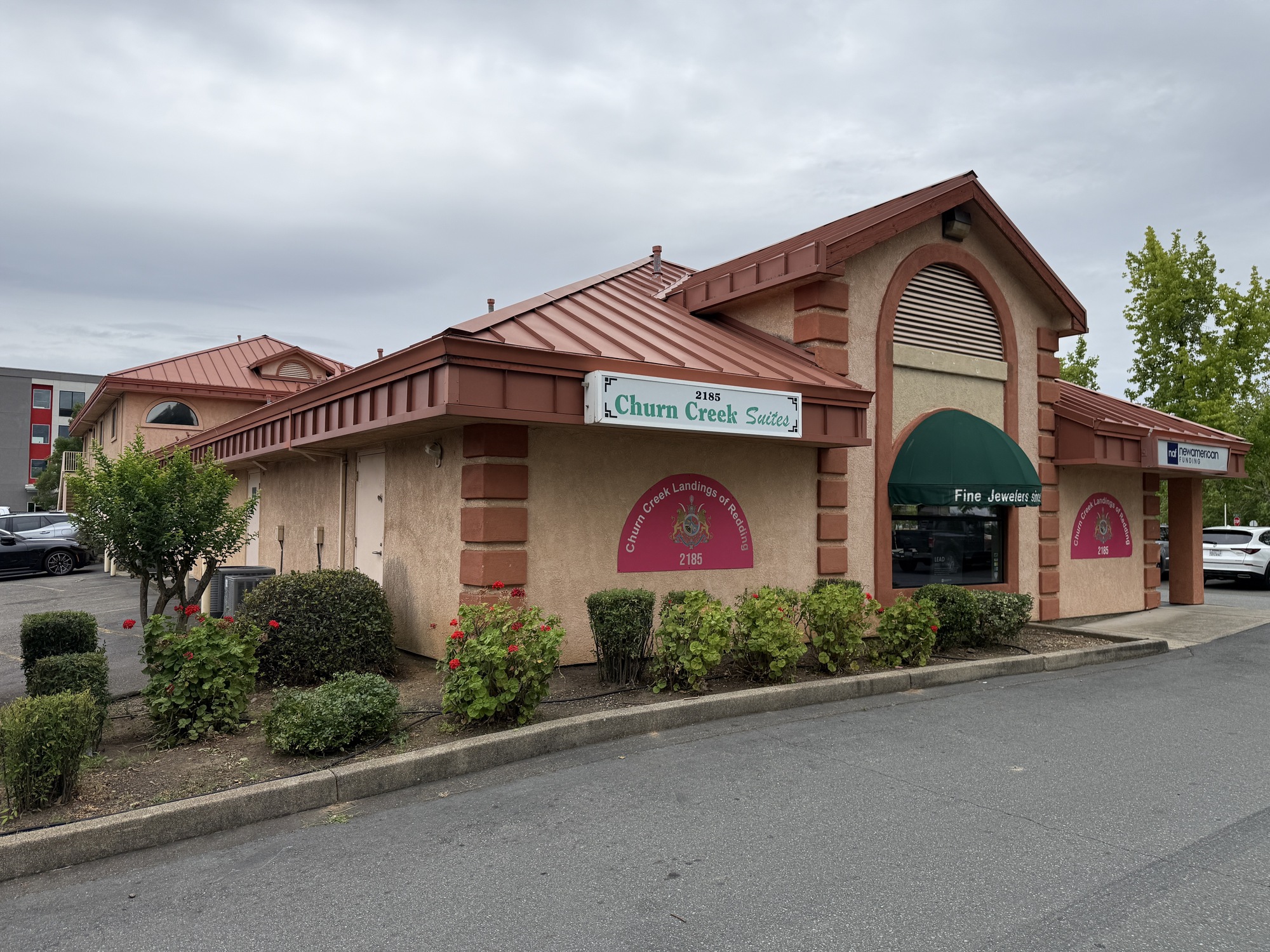 Churn Creek Suites 3