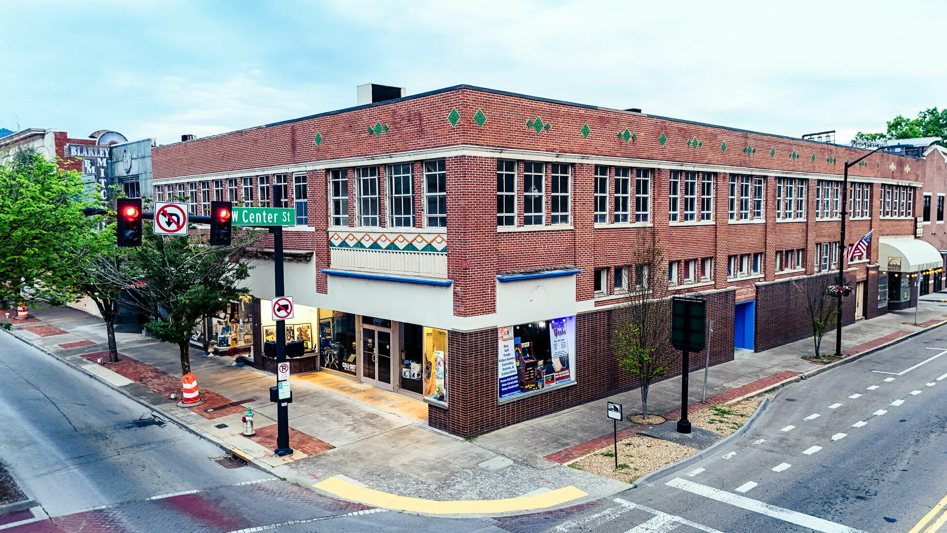 Historic Downtown Space For Lease 4