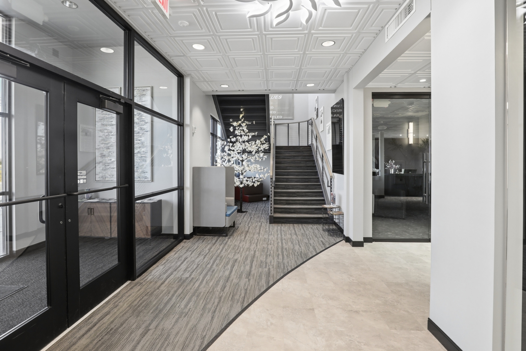 Parkway Plaza Professional Suites 4
