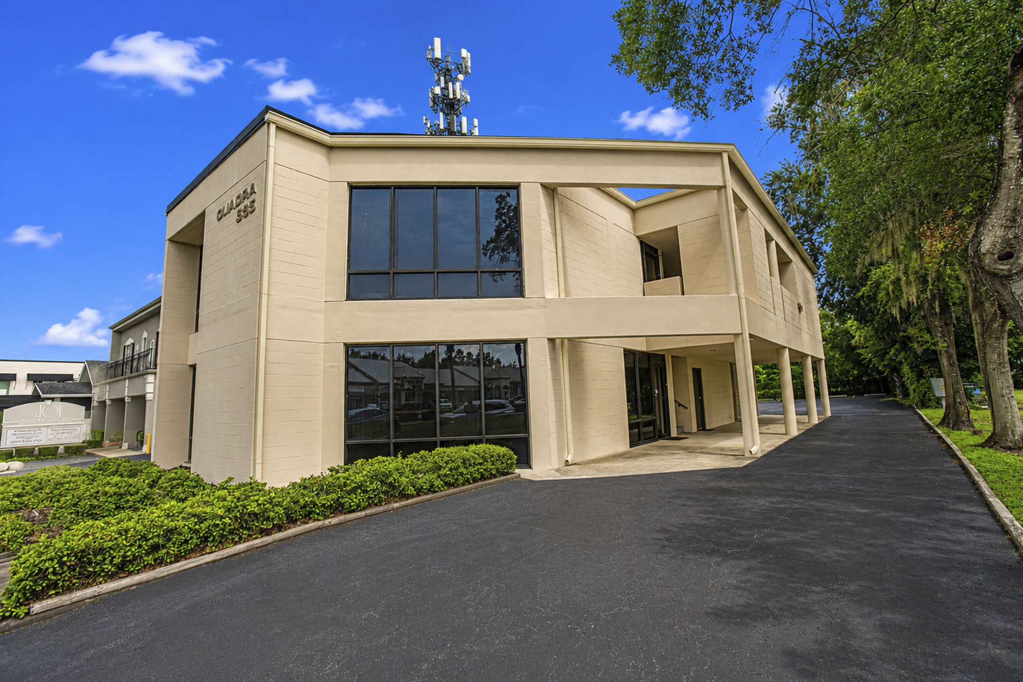Quadra Building