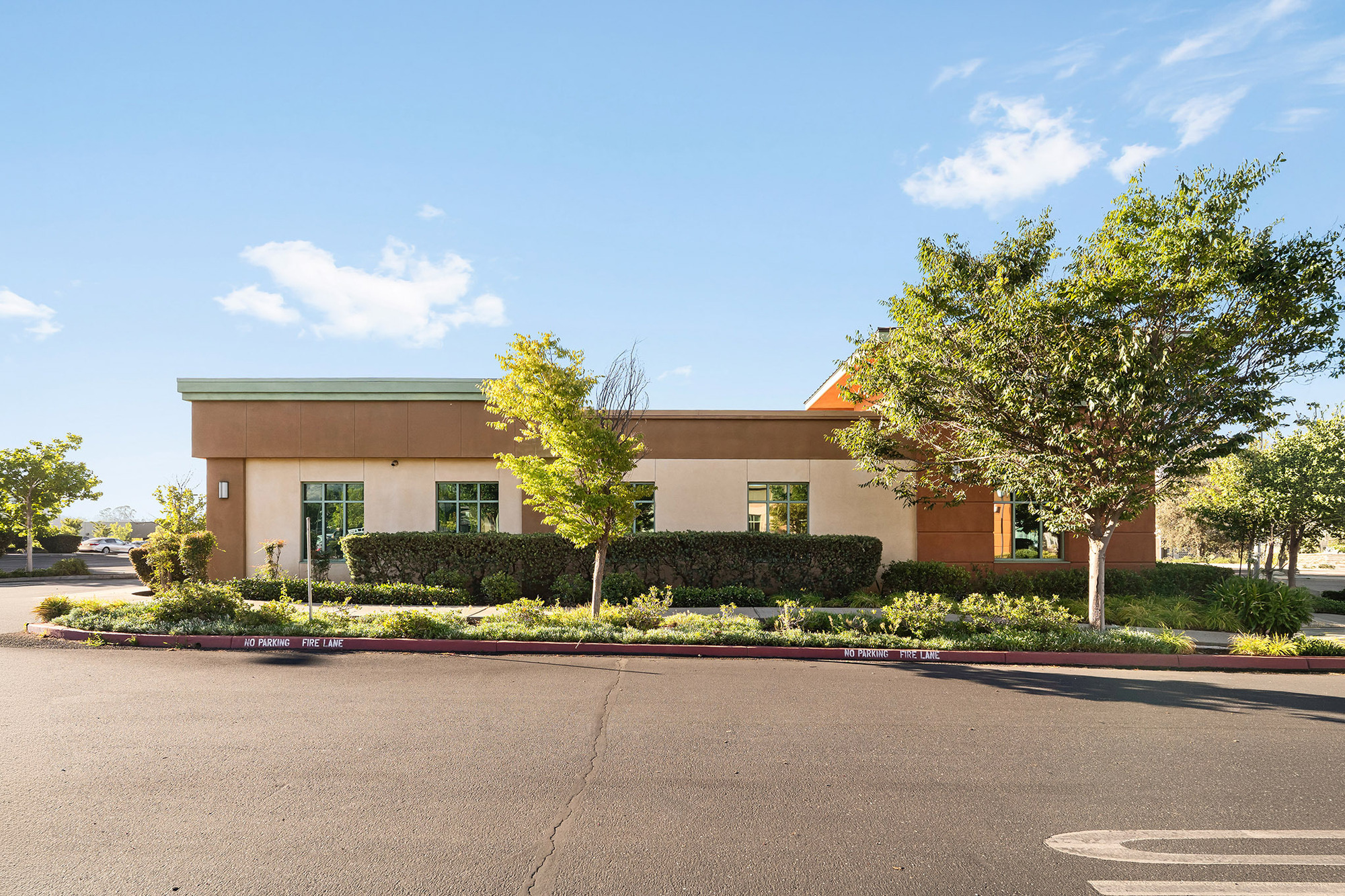 82 Table Mountain Professional Center 3