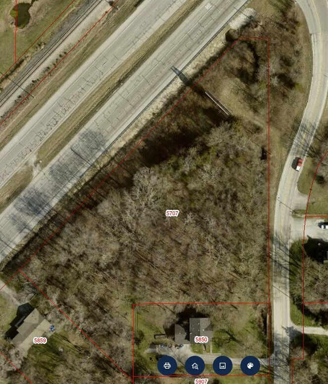 Land in Indianapolis