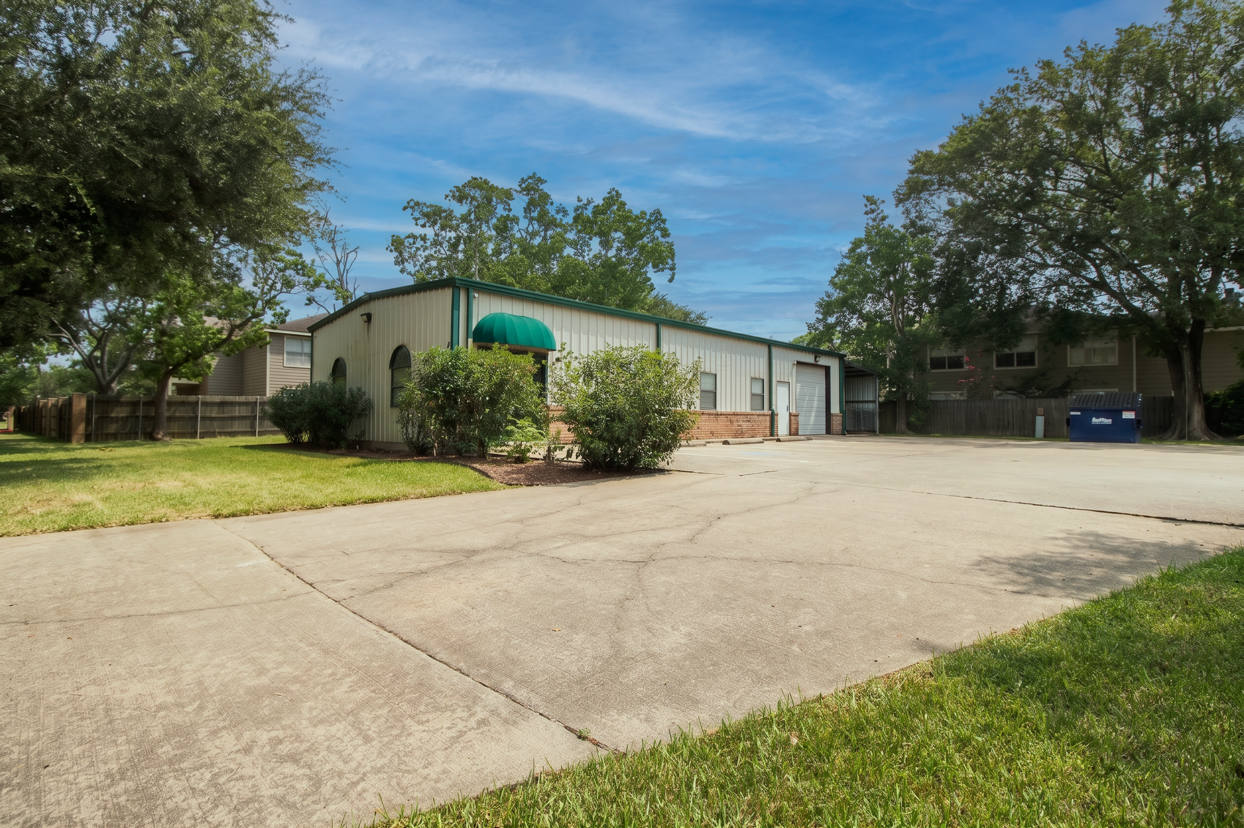 Newport 404/406 Flex - Office/warehouse space (twin warehouses) 5