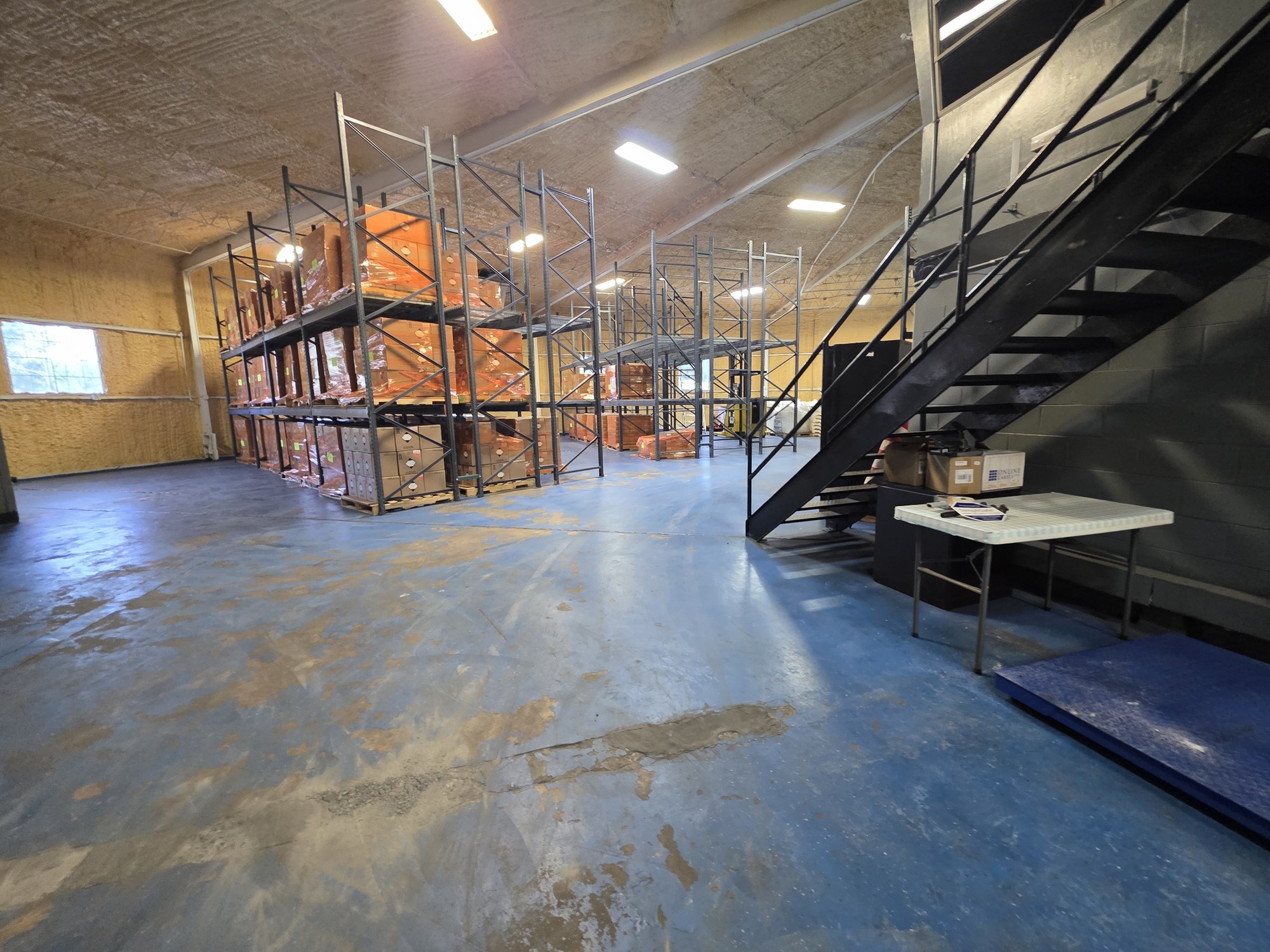 14,441 SF M-2 Industrial Property on 3.03 Acres  3