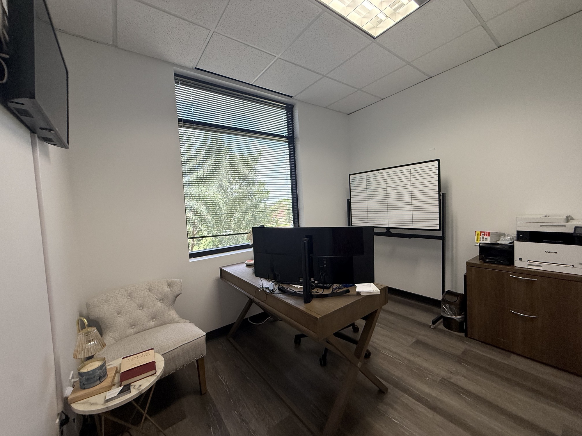 Fully furnished Office Sublease 4