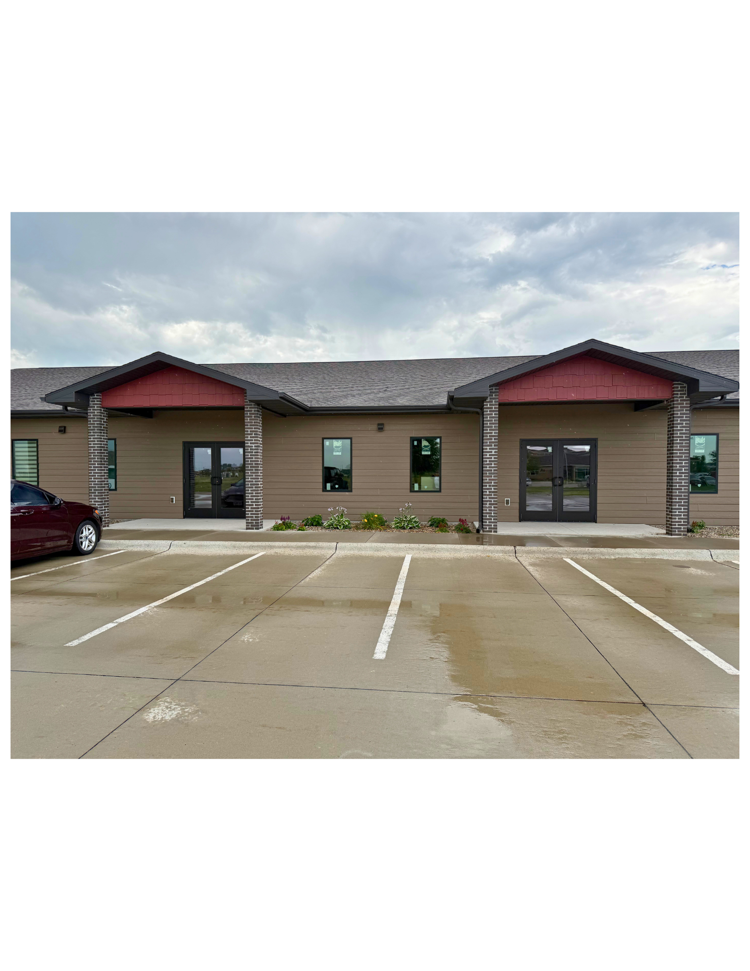 Suite 102 | 2,024 SF Professional Office at Anchor Plaza 4