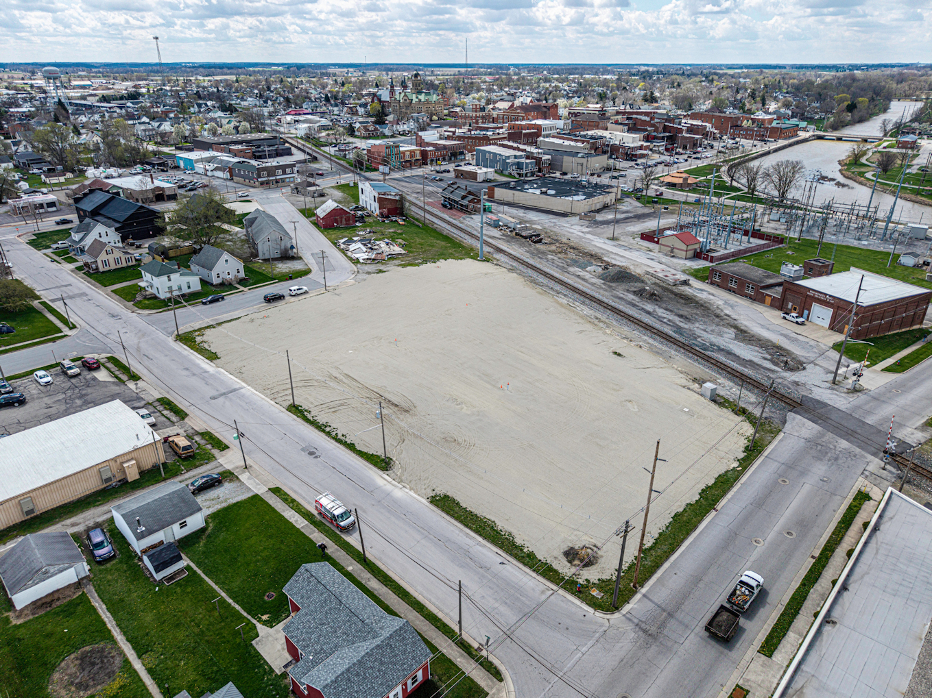 Land in Wapakoneta