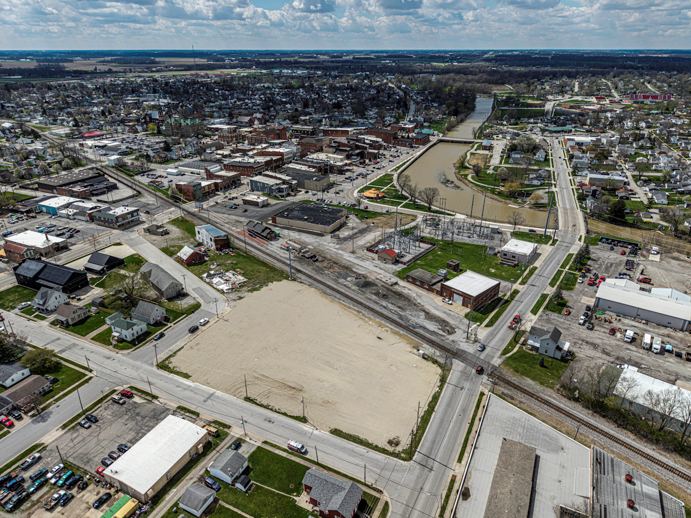 Land in Wapakoneta 3