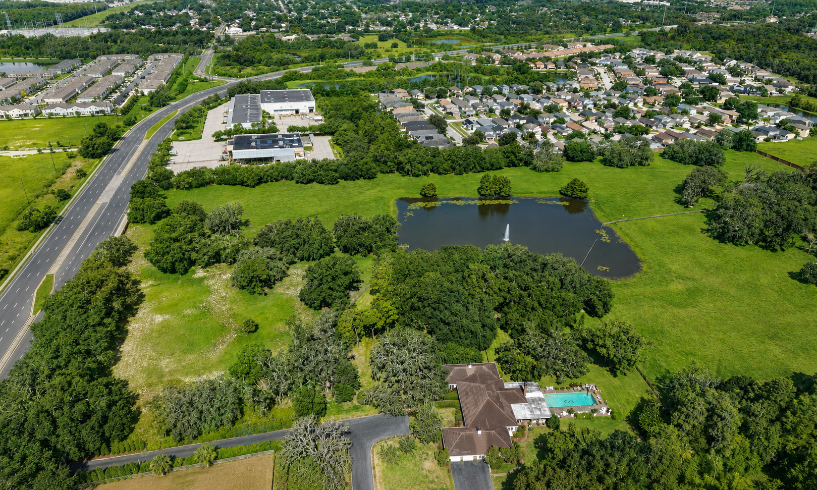The offering represents a rare, large-scale development opportunity wi – image 4