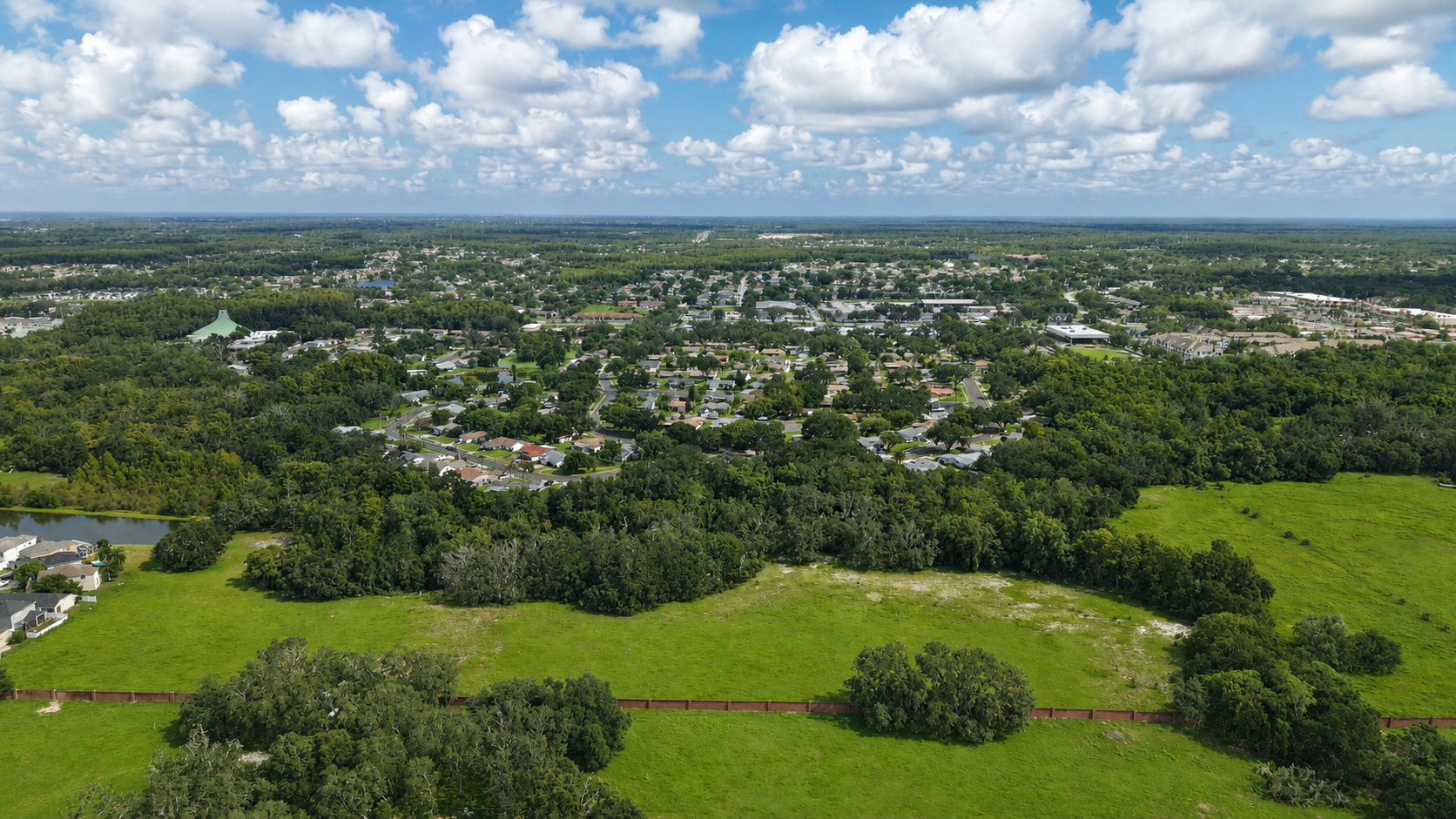 The offering represents a rare, large-scale development opportunity wi – image 7