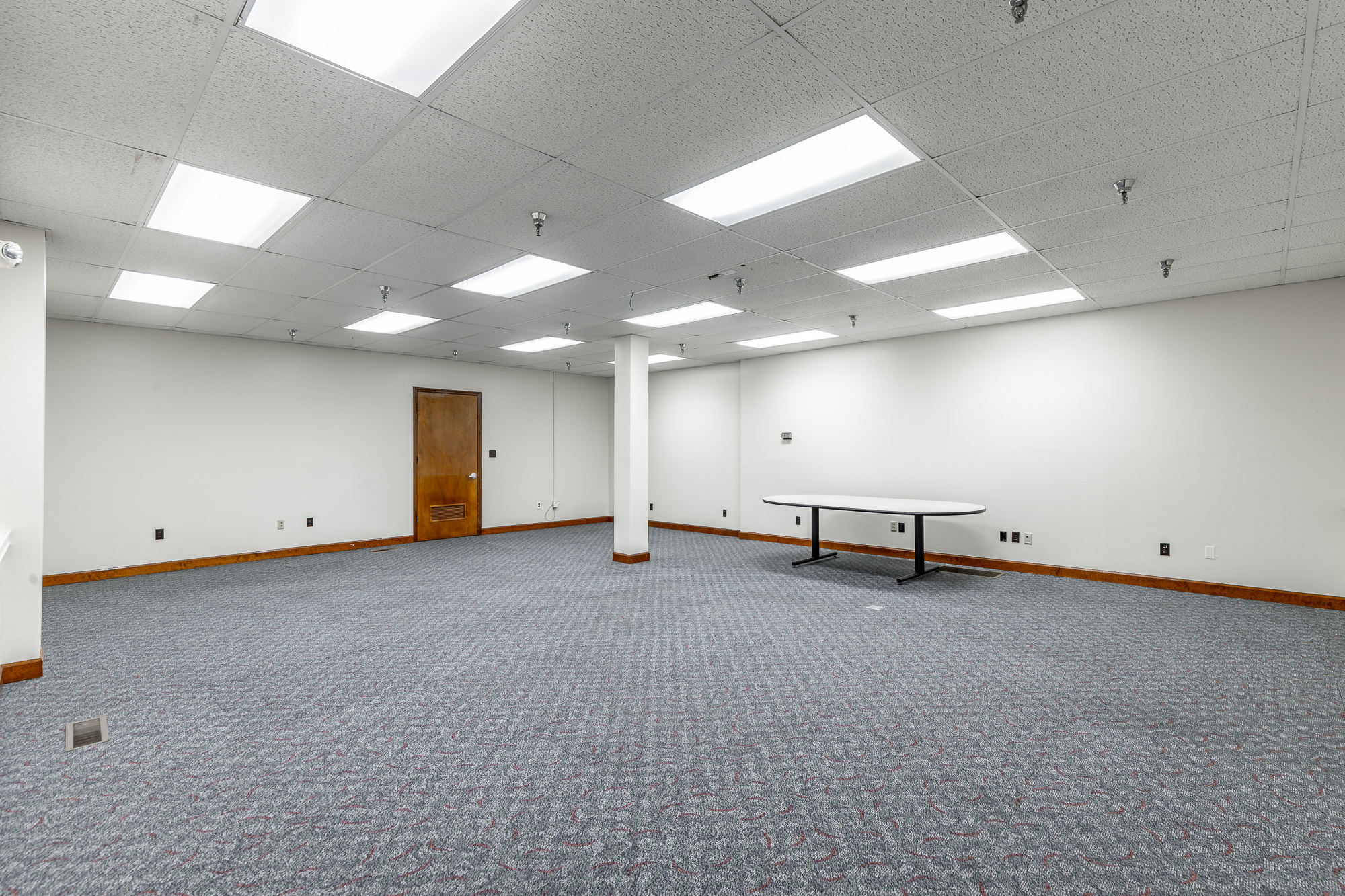 2001 N Chamberlain Ave Multiple Office and Industrial Units for Lease 3