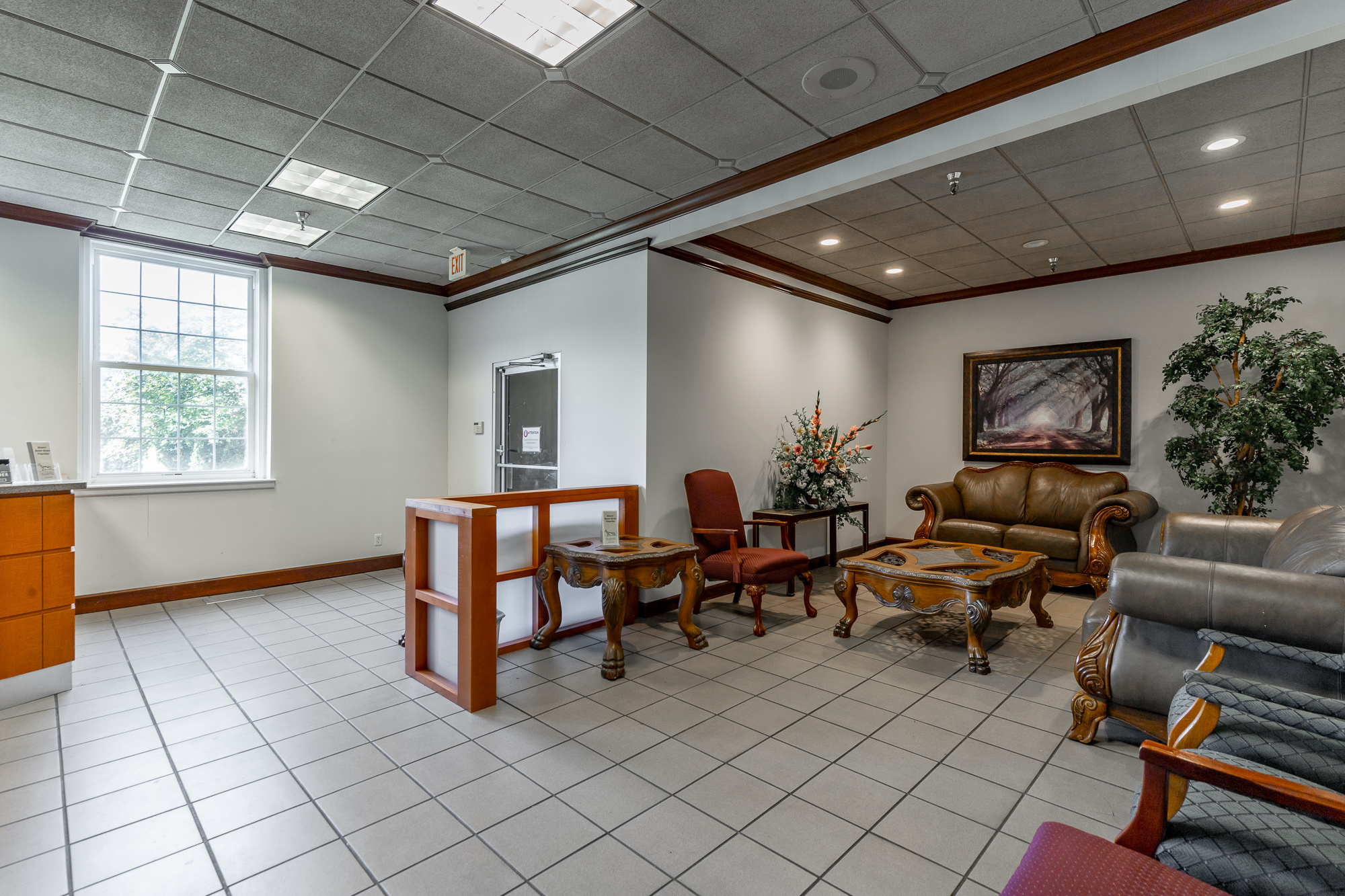 2001 N Chamberlain Ave Multiple Office and Industrial Units for Lease 5