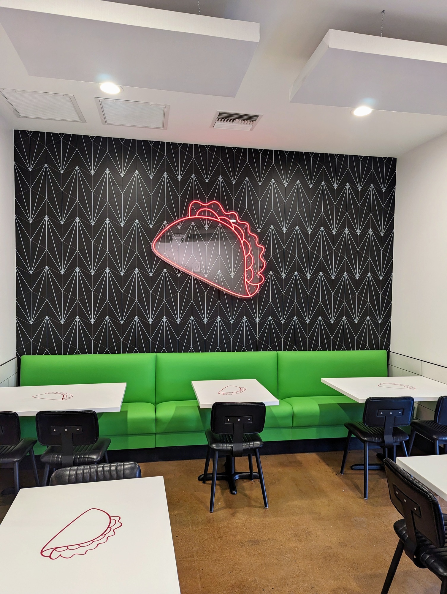 Turnkey Second-Generation Restaurant for Lease 3